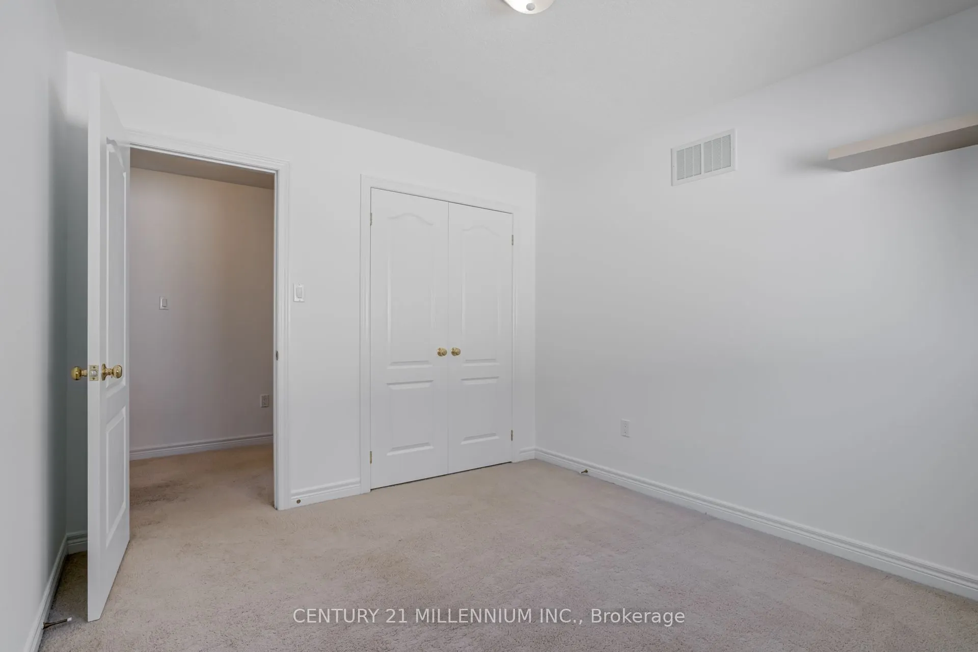 82 Wardlaw Avenue