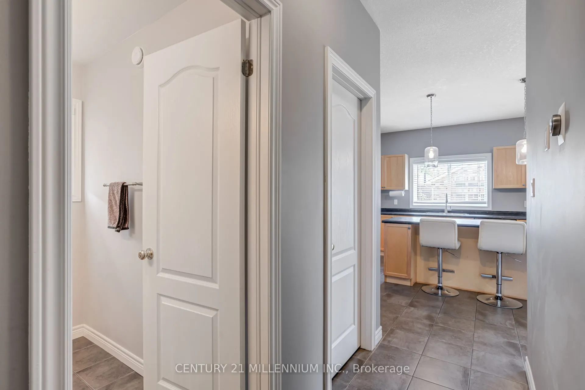 82 Wardlaw Avenue