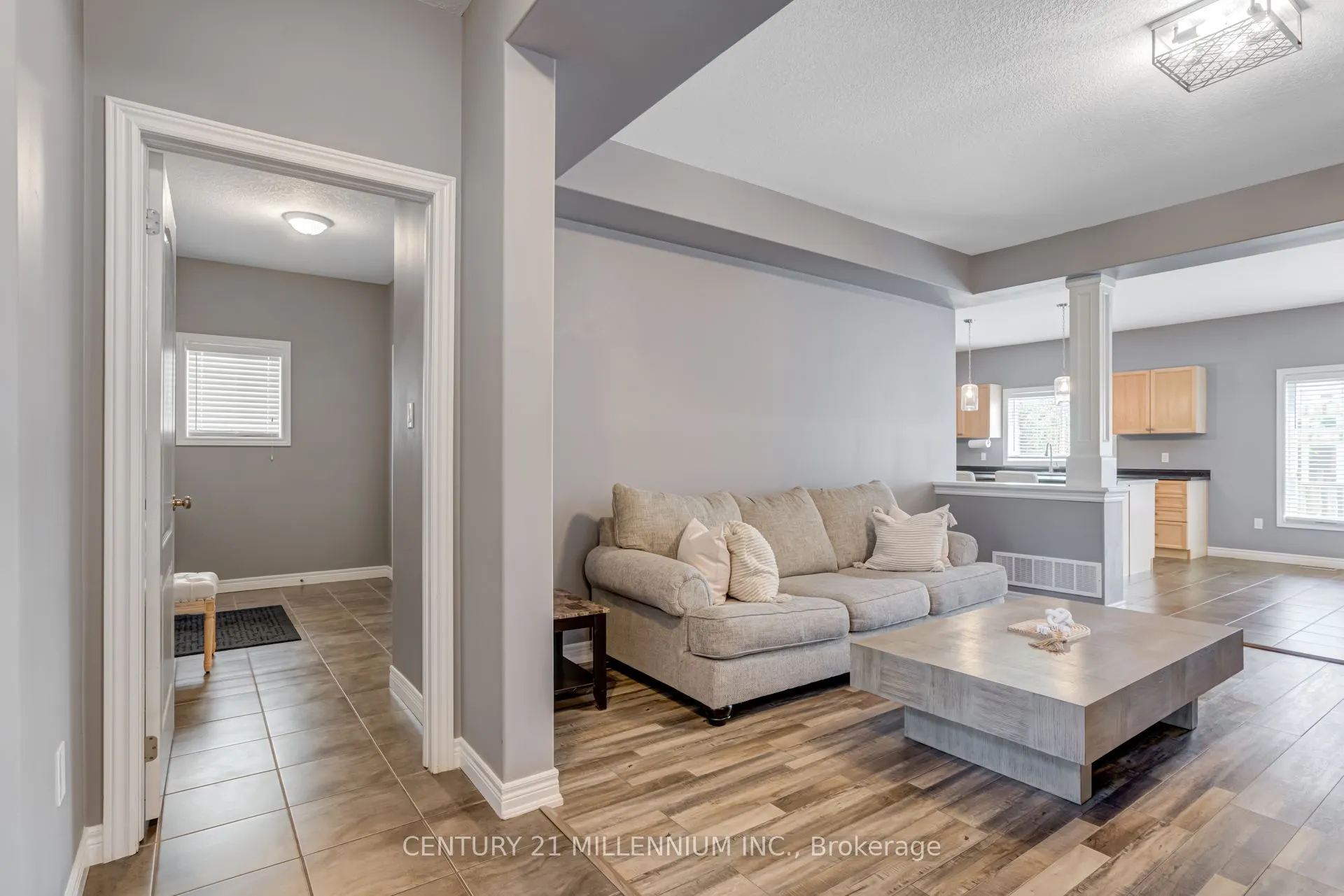82 Wardlaw Avenue