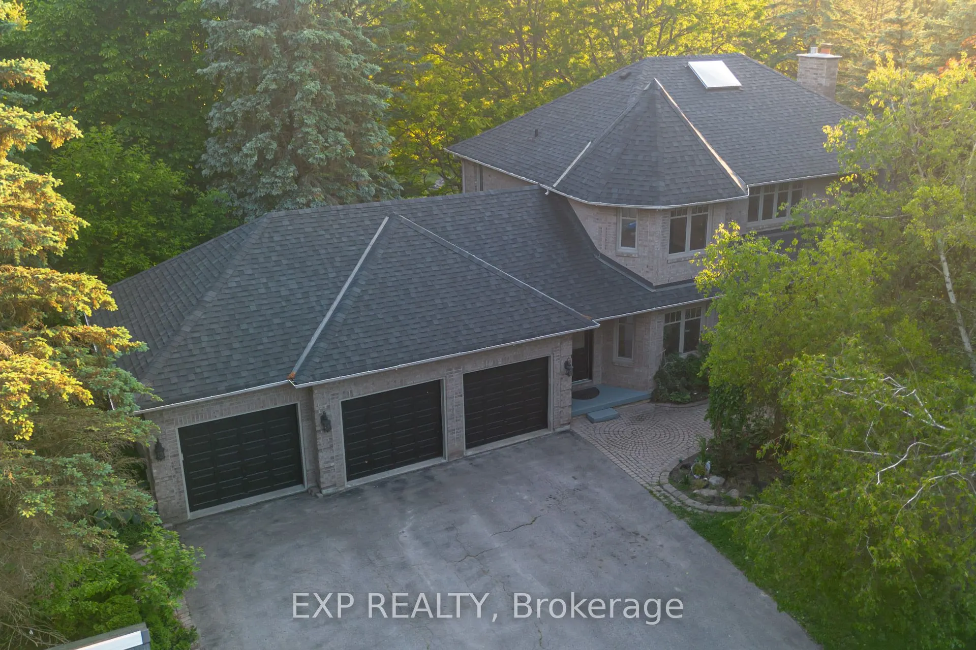 8 Humber Trail