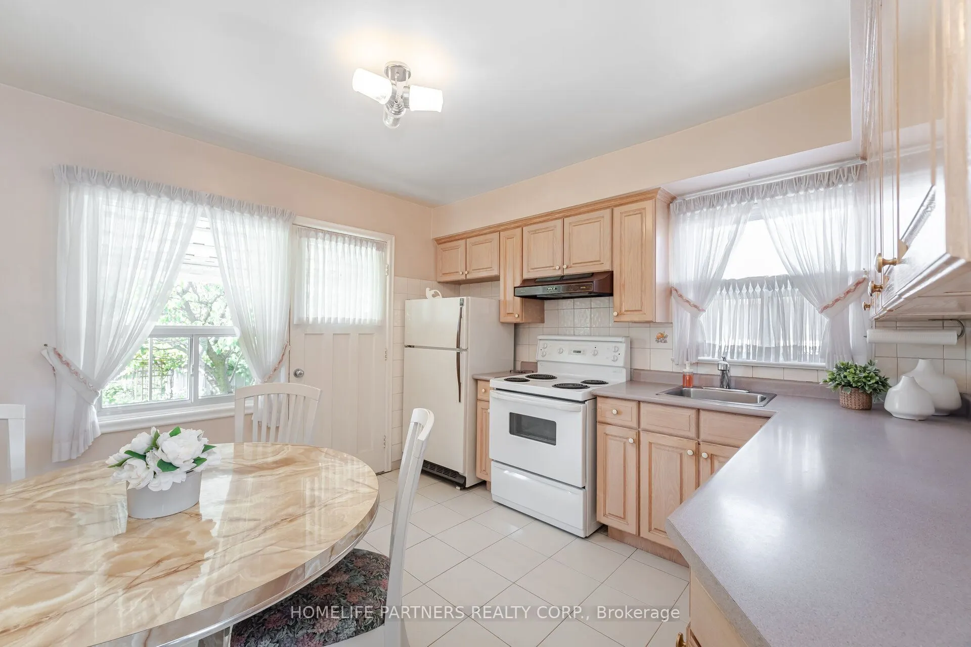 91 Denbigh Crescent