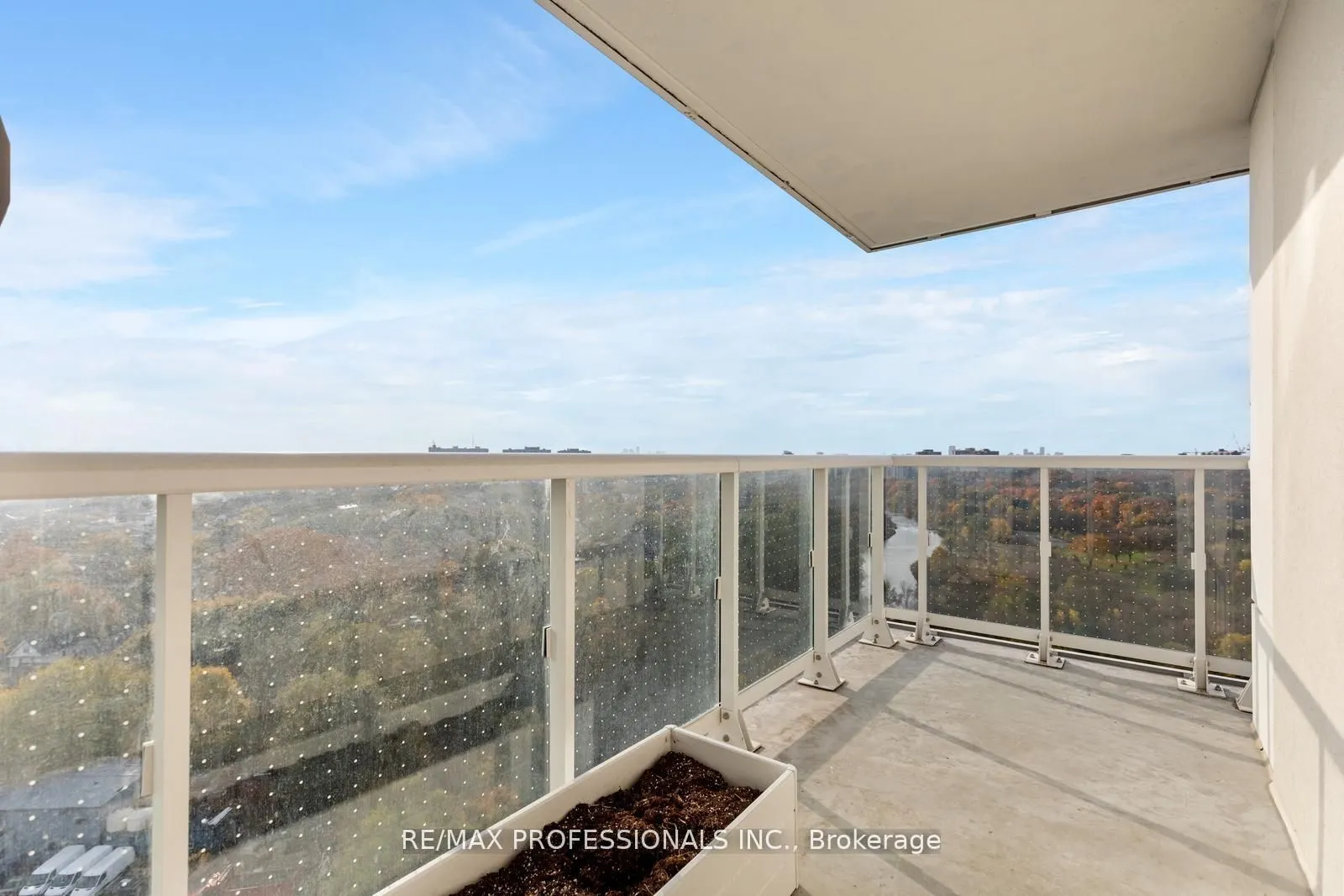 10 Wilby Crescent, #1603