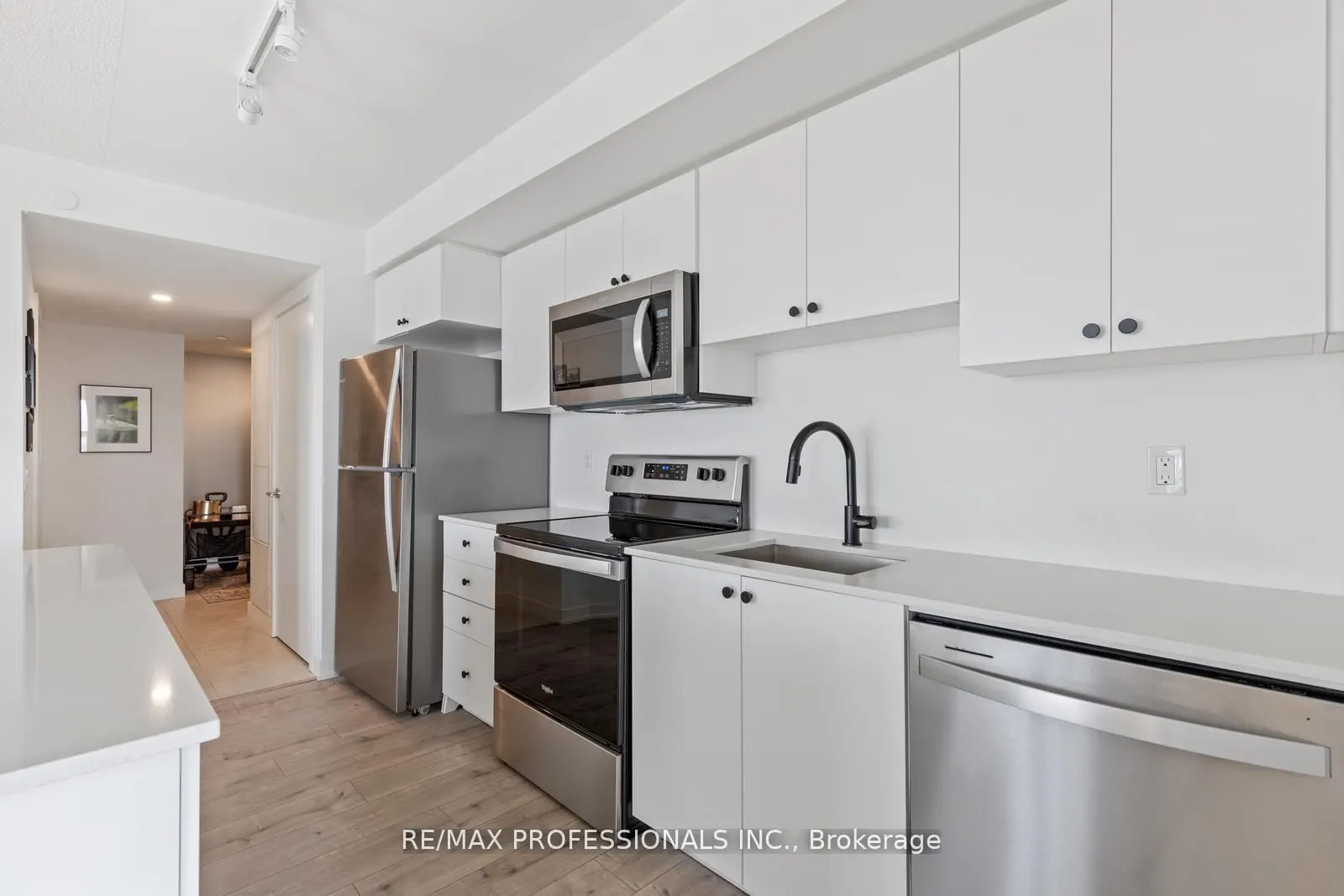 10 Wilby Crescent, #1603