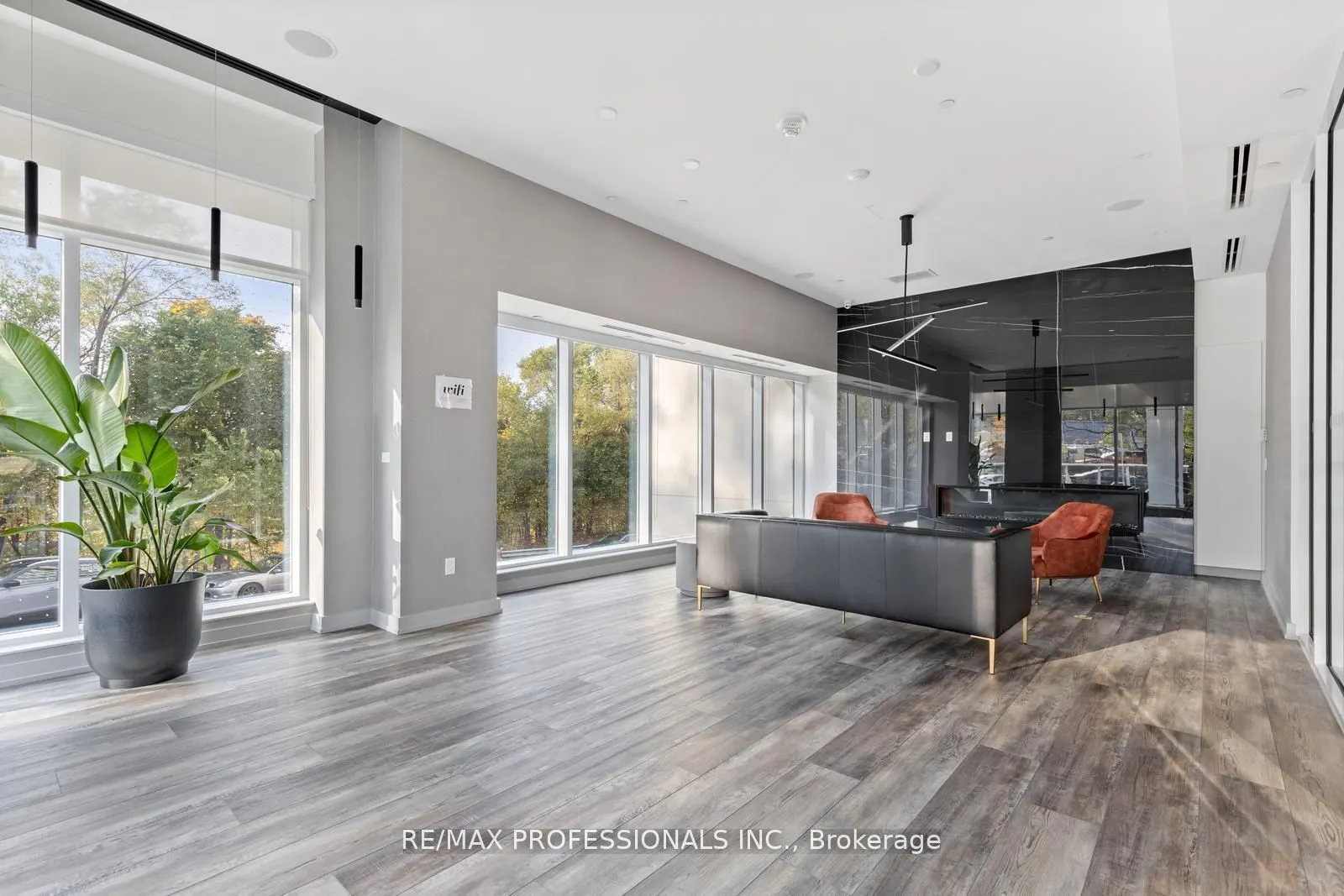 10 Wilby Crescent, #1603