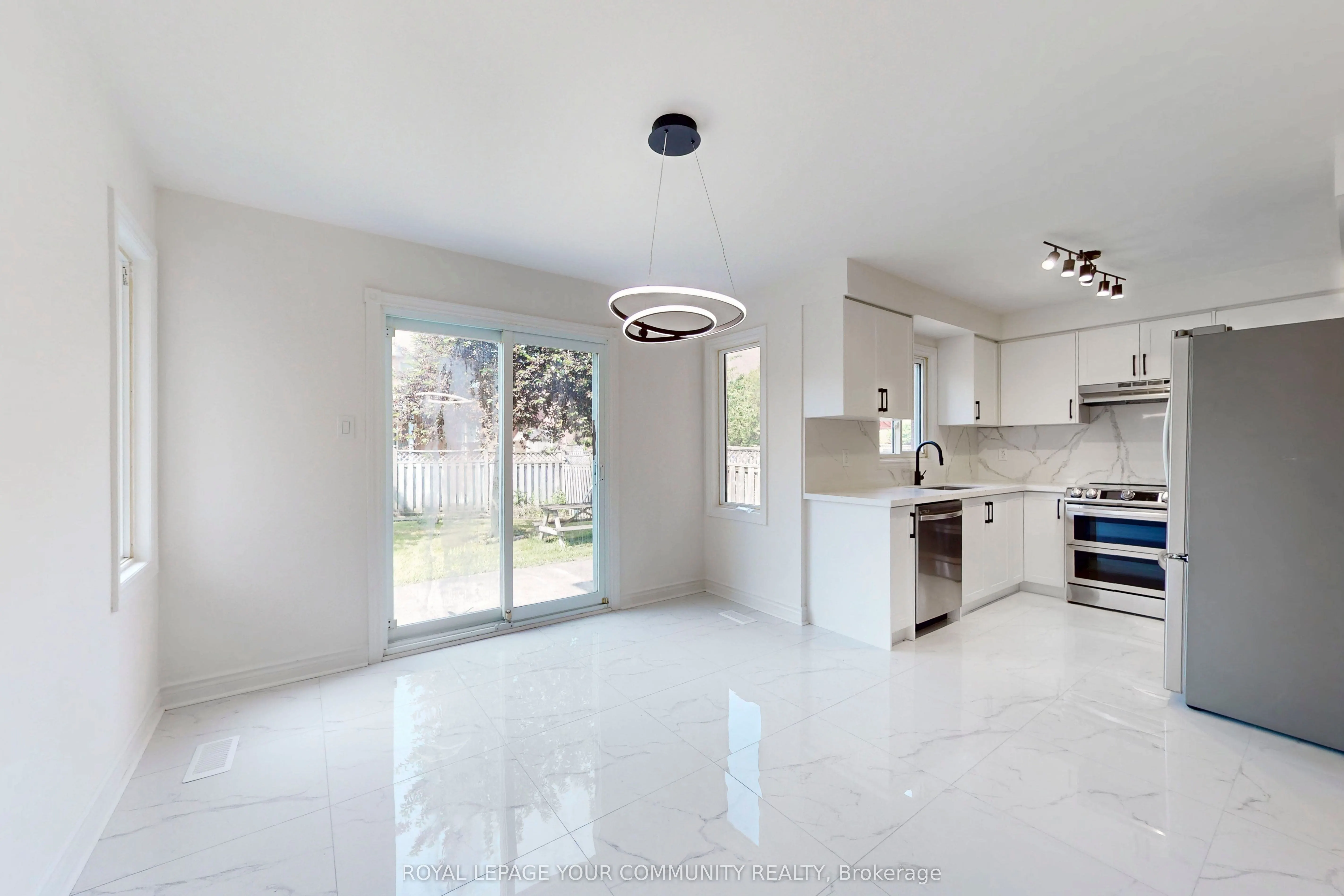 5158 Sundial Court