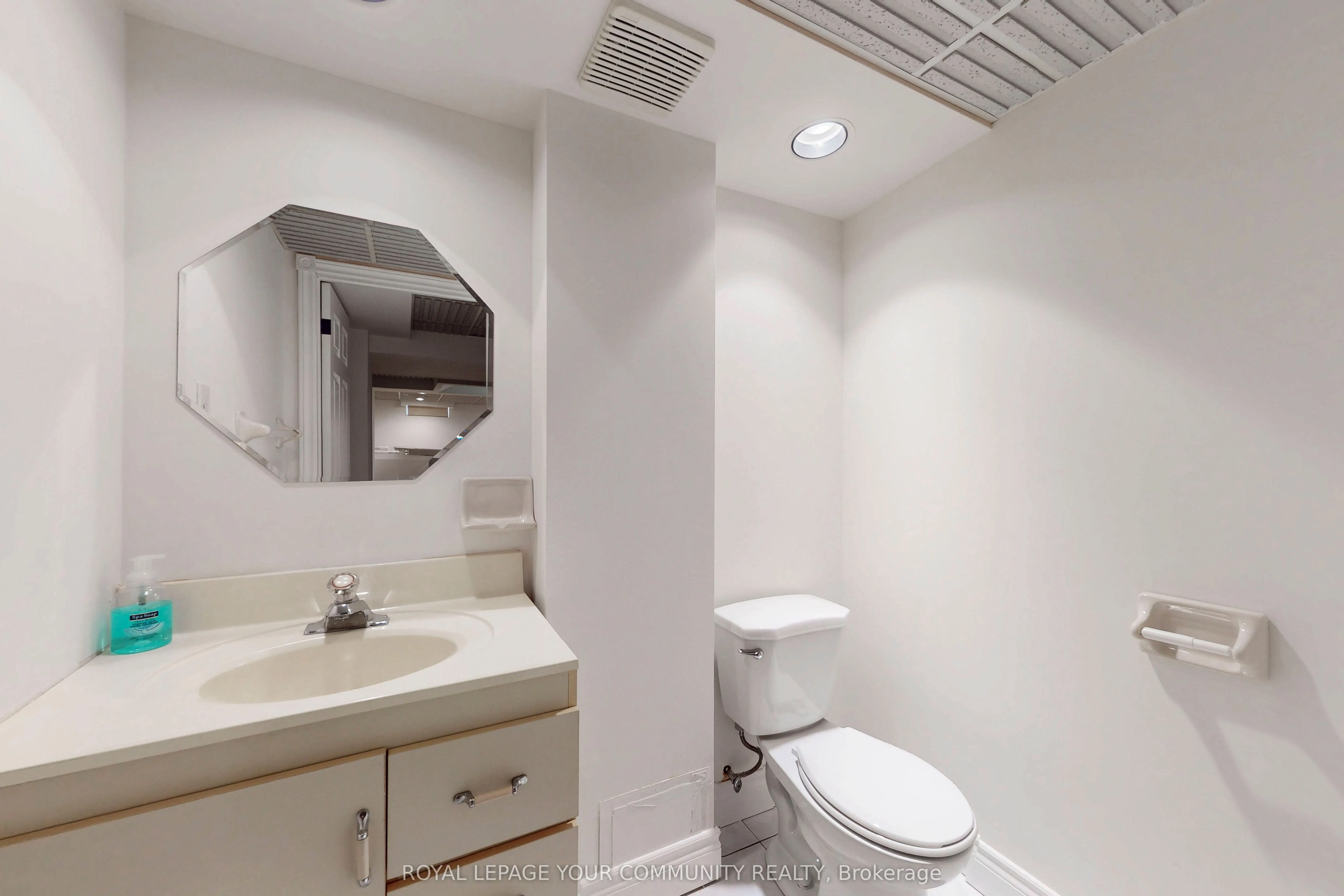 5158 Sundial Court