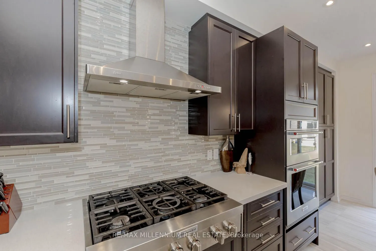 639 Bearberry Place