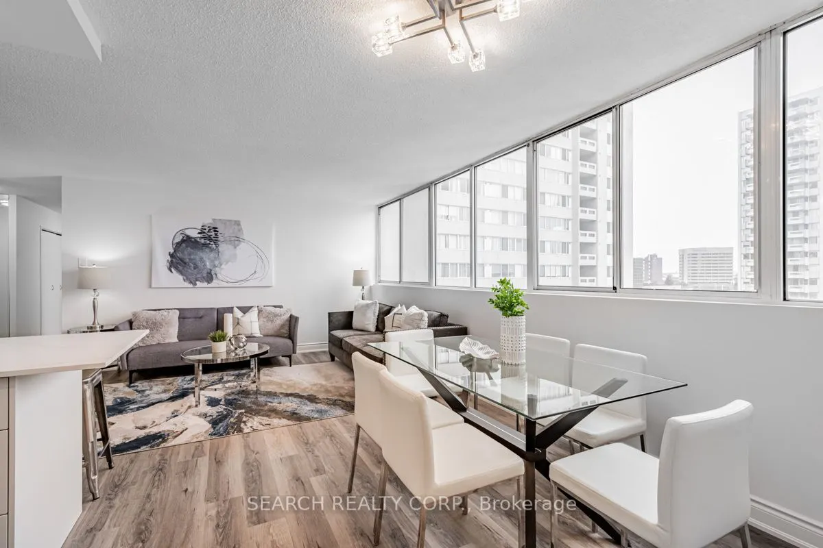 3590 Kaneff Crescent, #1108