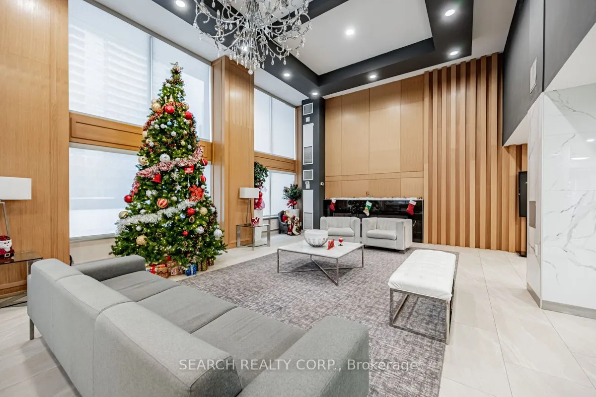 3590 Kaneff Crescent, #1108