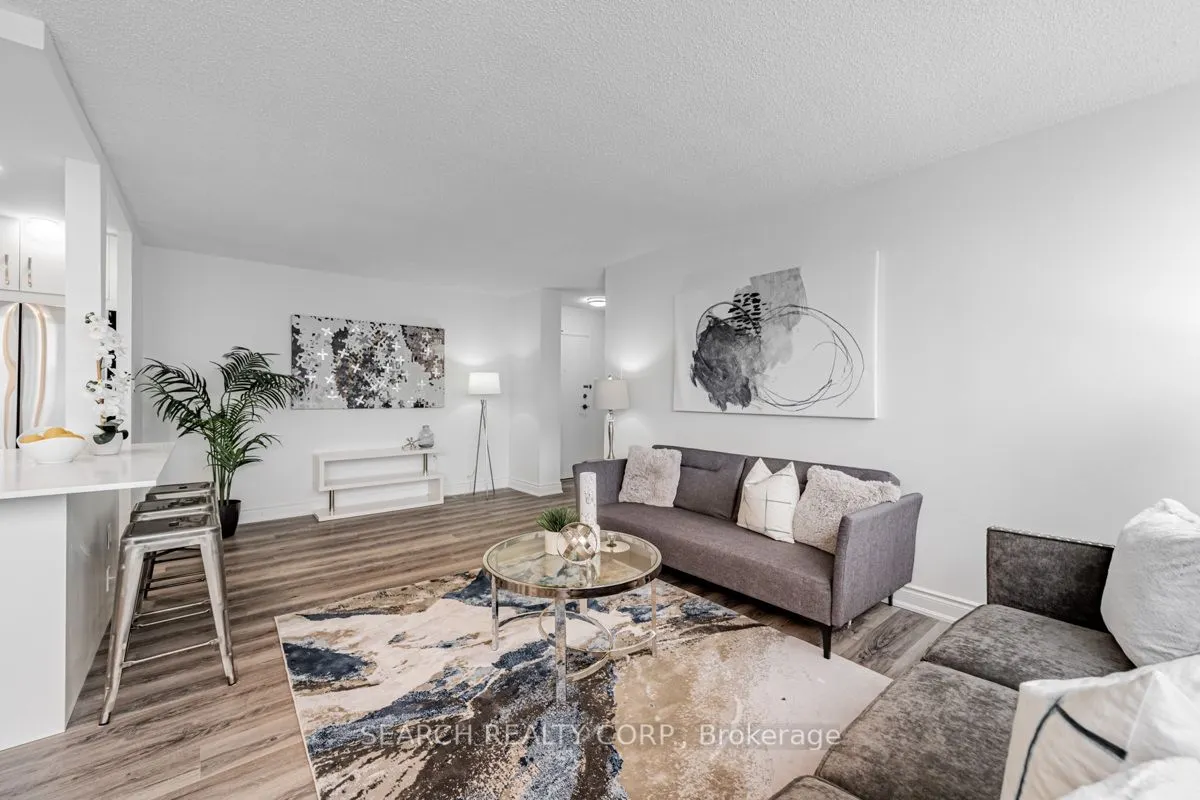 3590 Kaneff Crescent, #1108