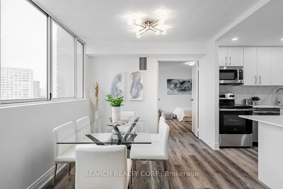 3590 Kaneff Crescent, #1108