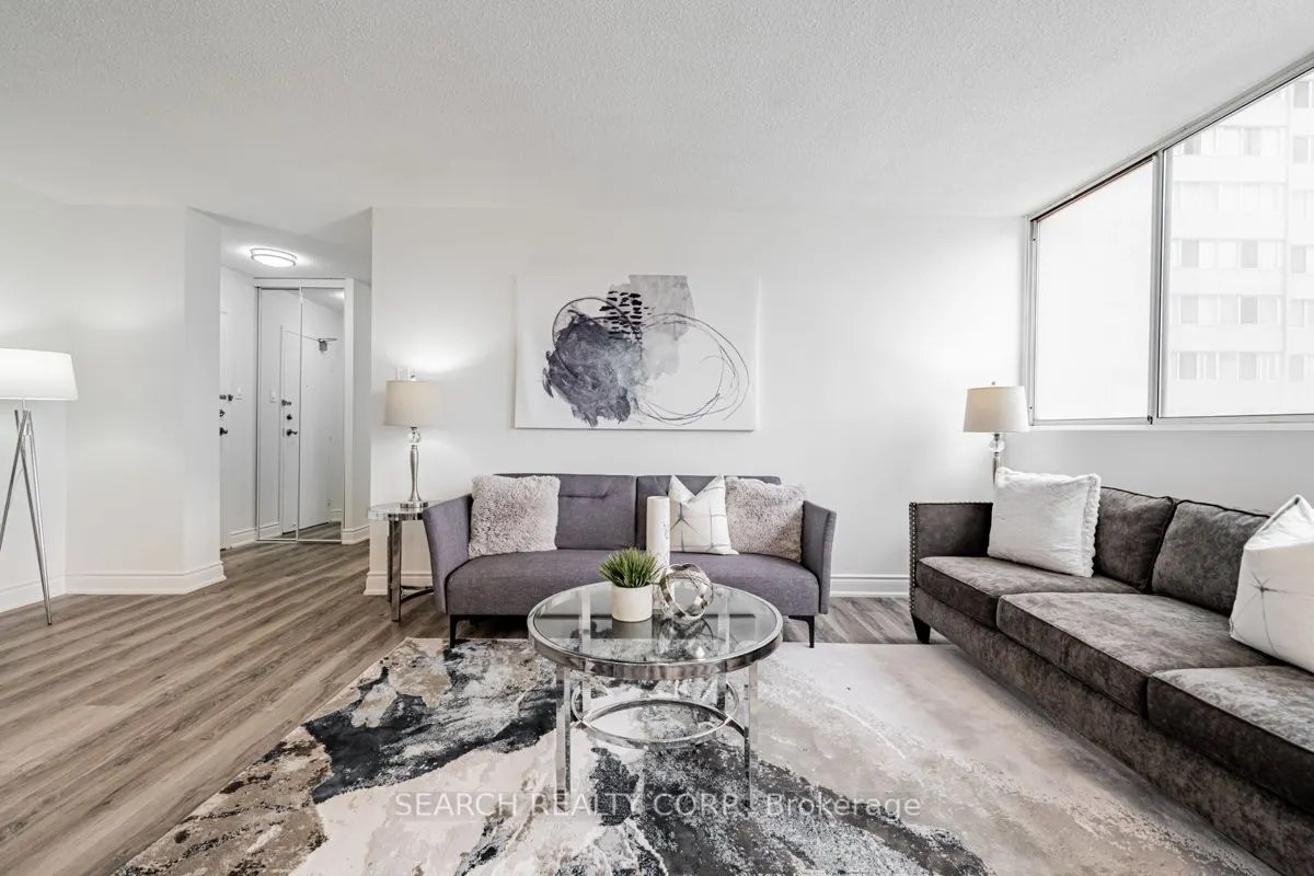 3590 Kaneff Crescent, #1108