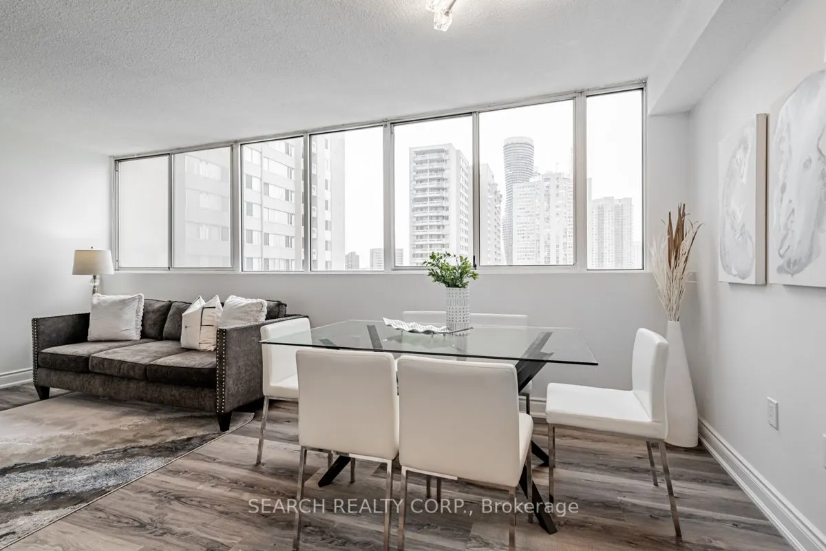 3590 Kaneff Crescent, #1108