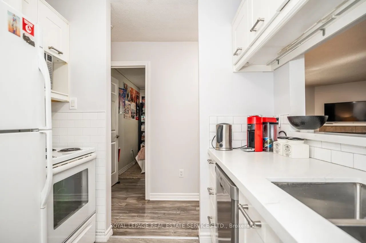 1450 Glen Abbey Gate, #1013