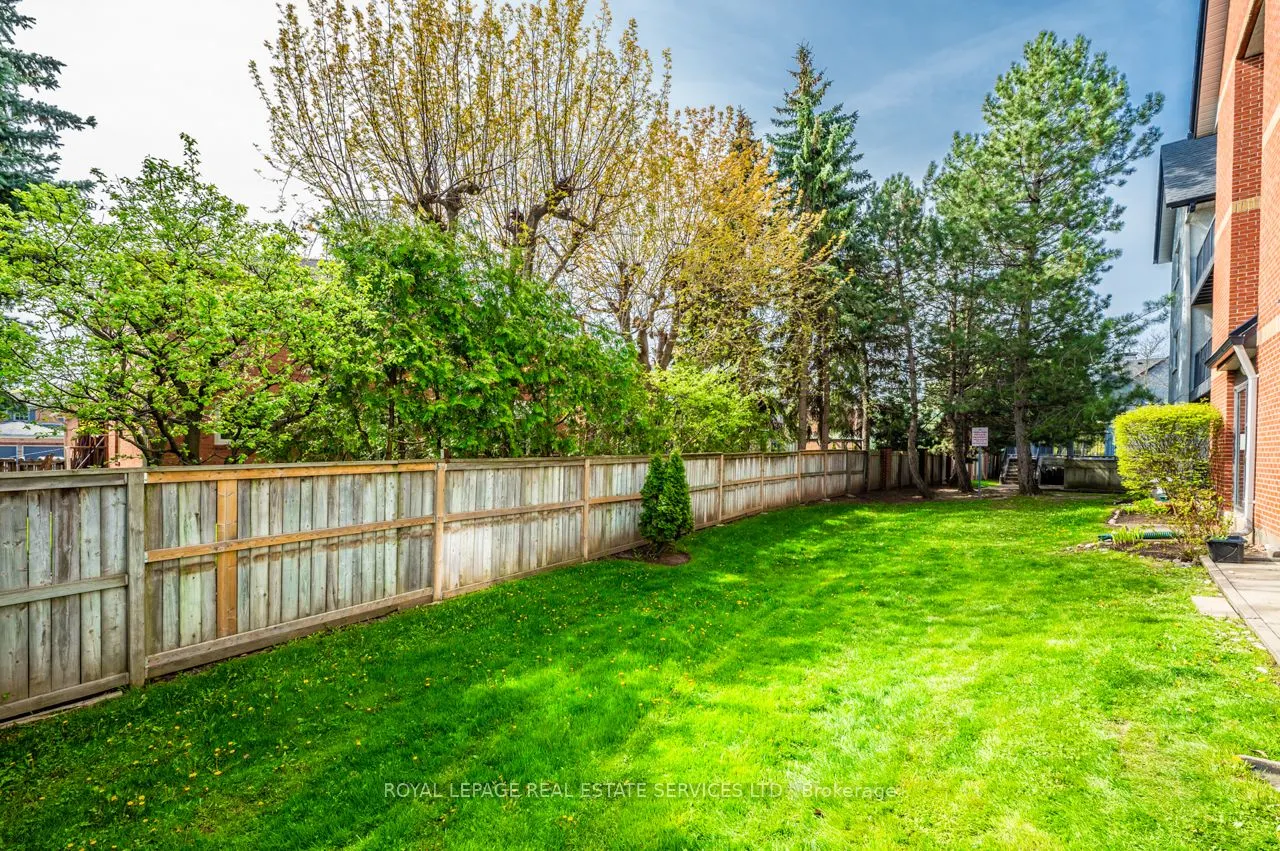 1450 Glen Abbey Gate, #1013