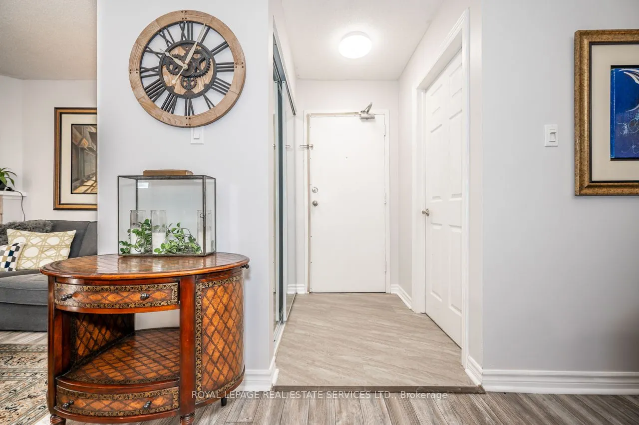 1450 Glen Abbey Gate, #1013