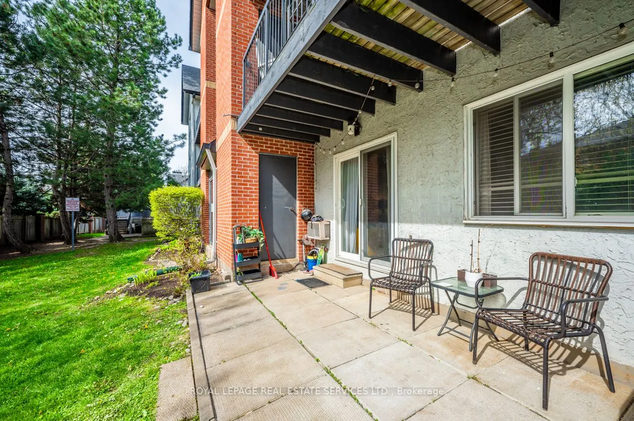 1450 Glen Abbey Gate, #1013