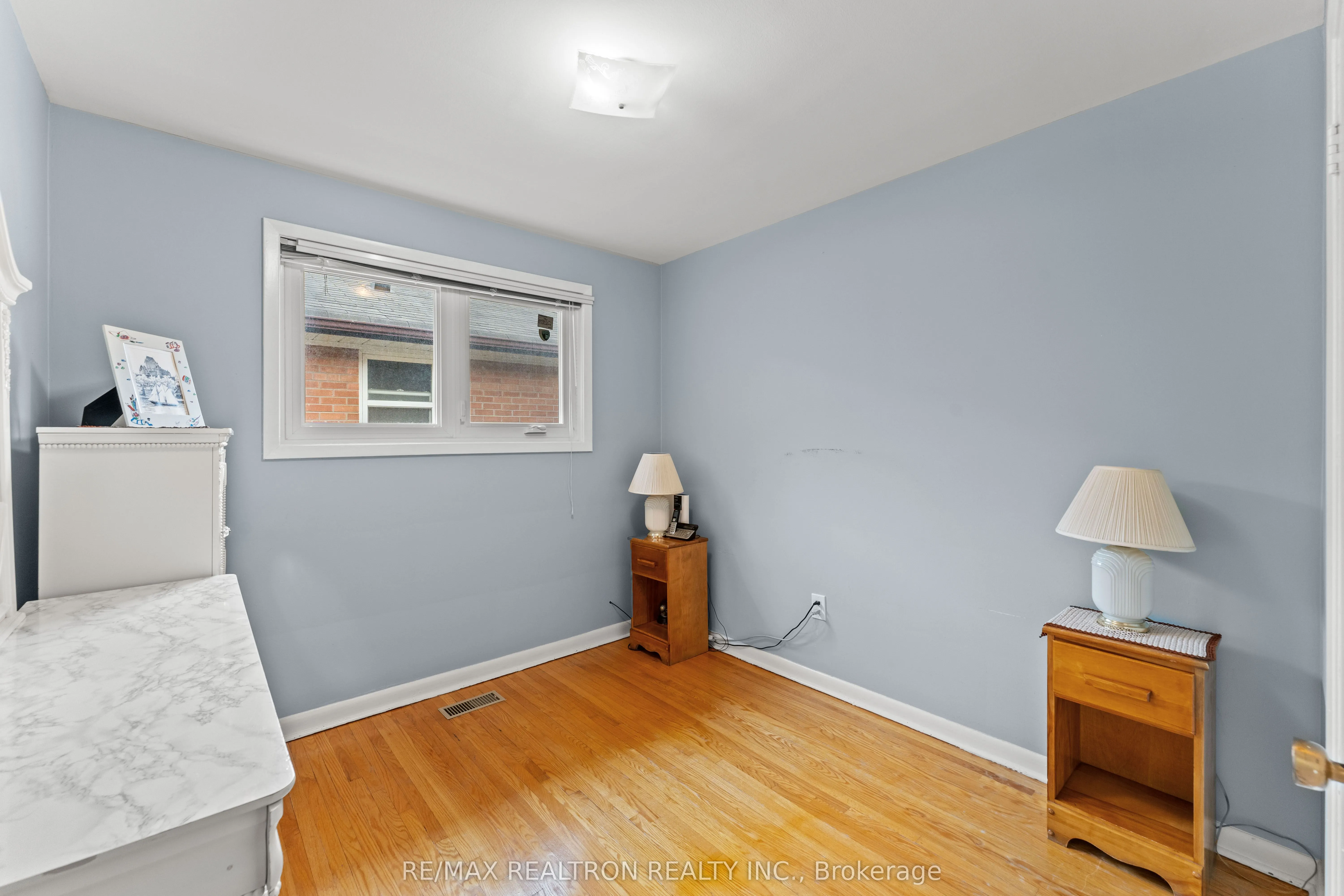 4 Peacham Crescent