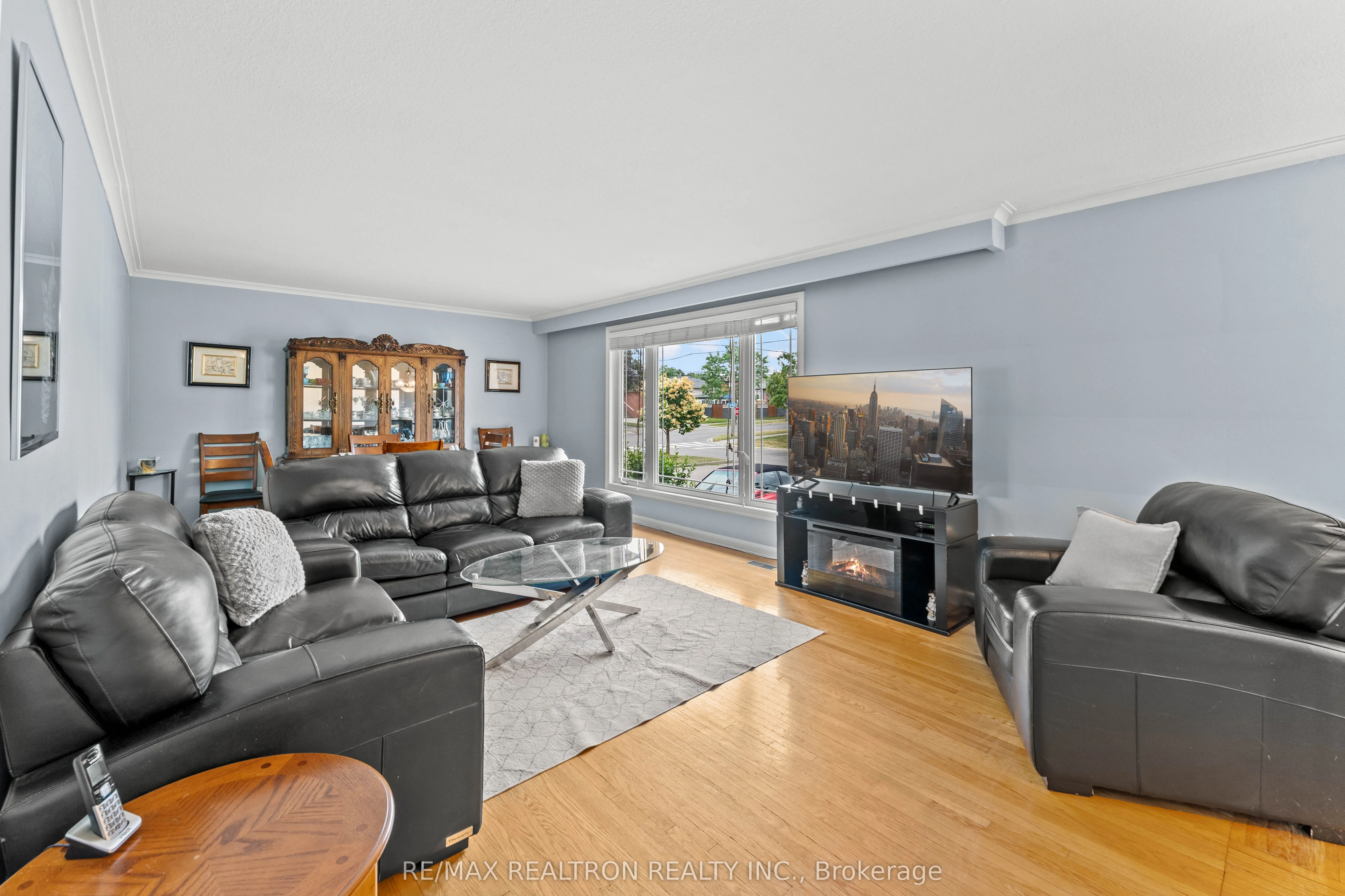 4 Peacham Crescent