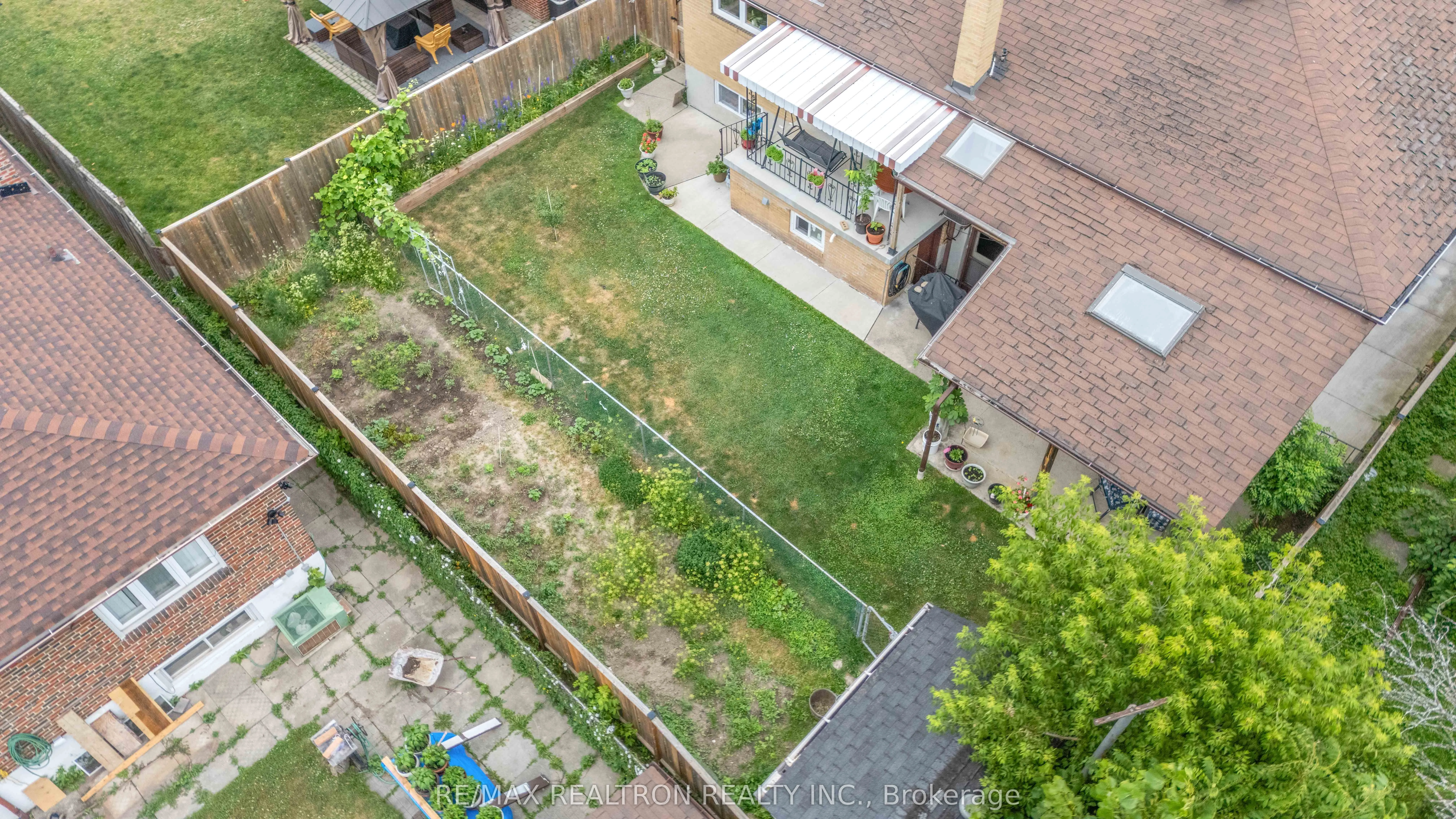 4 Peacham Crescent