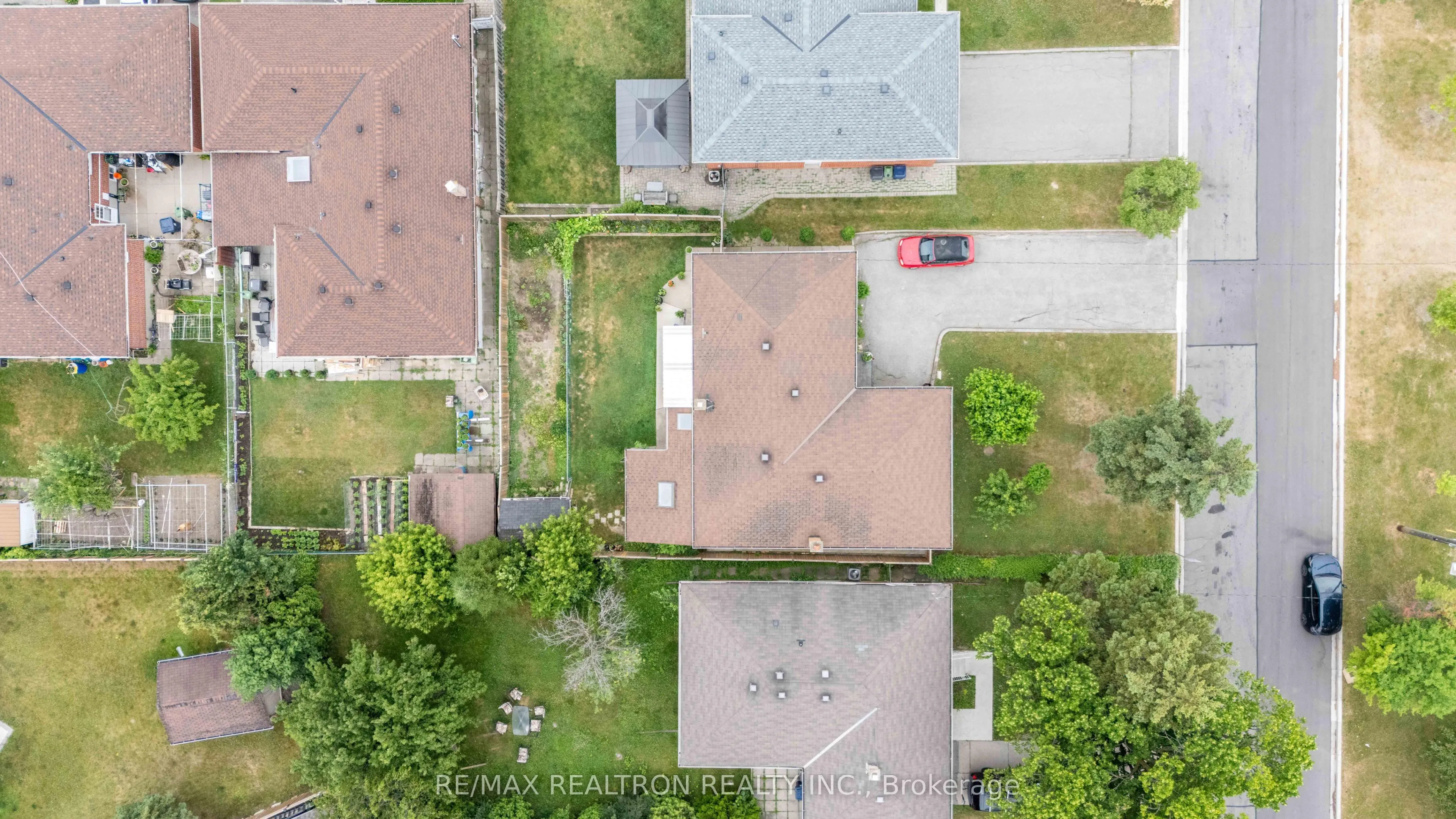 4 Peacham Crescent