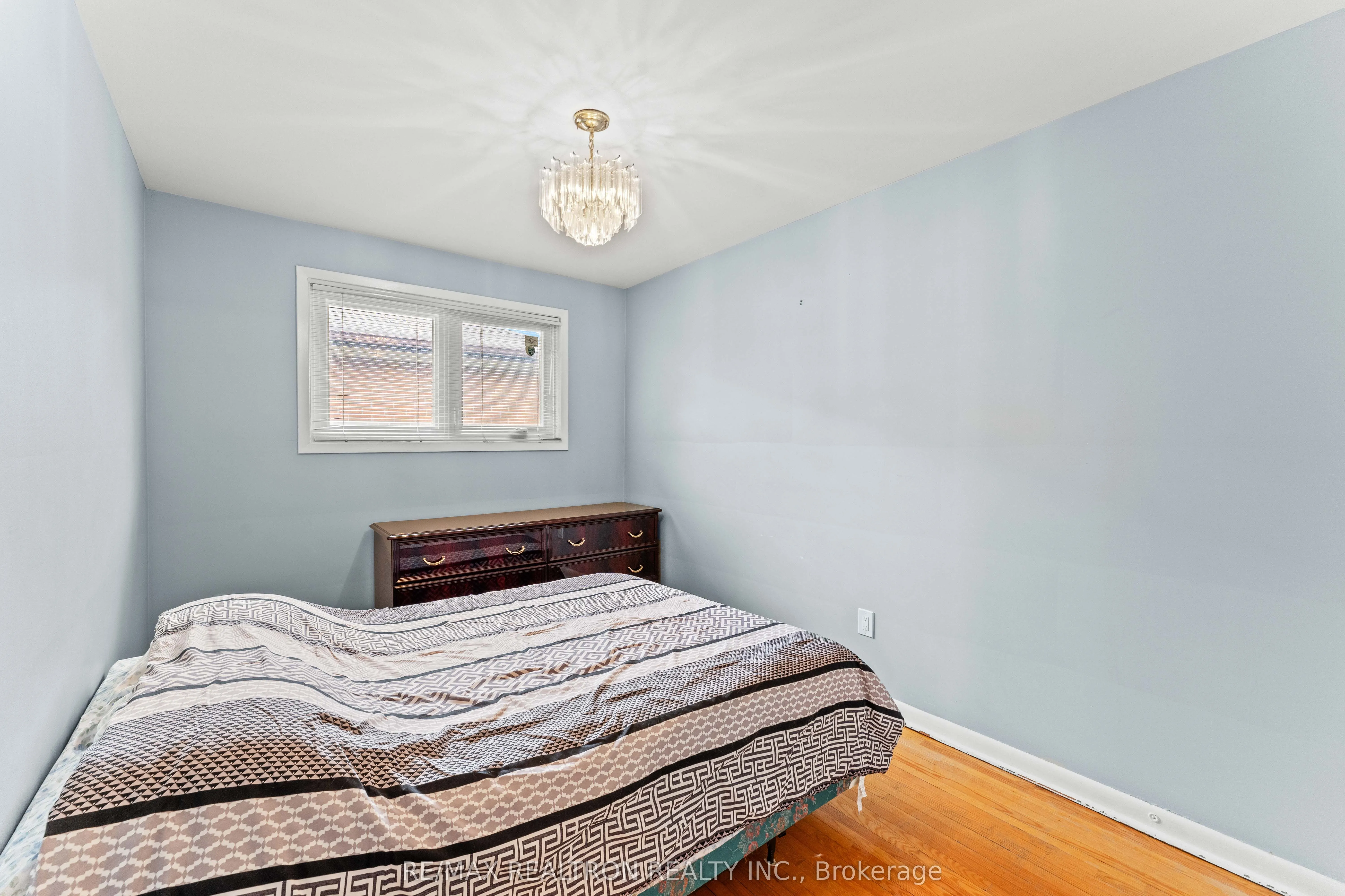 4 Peacham Crescent