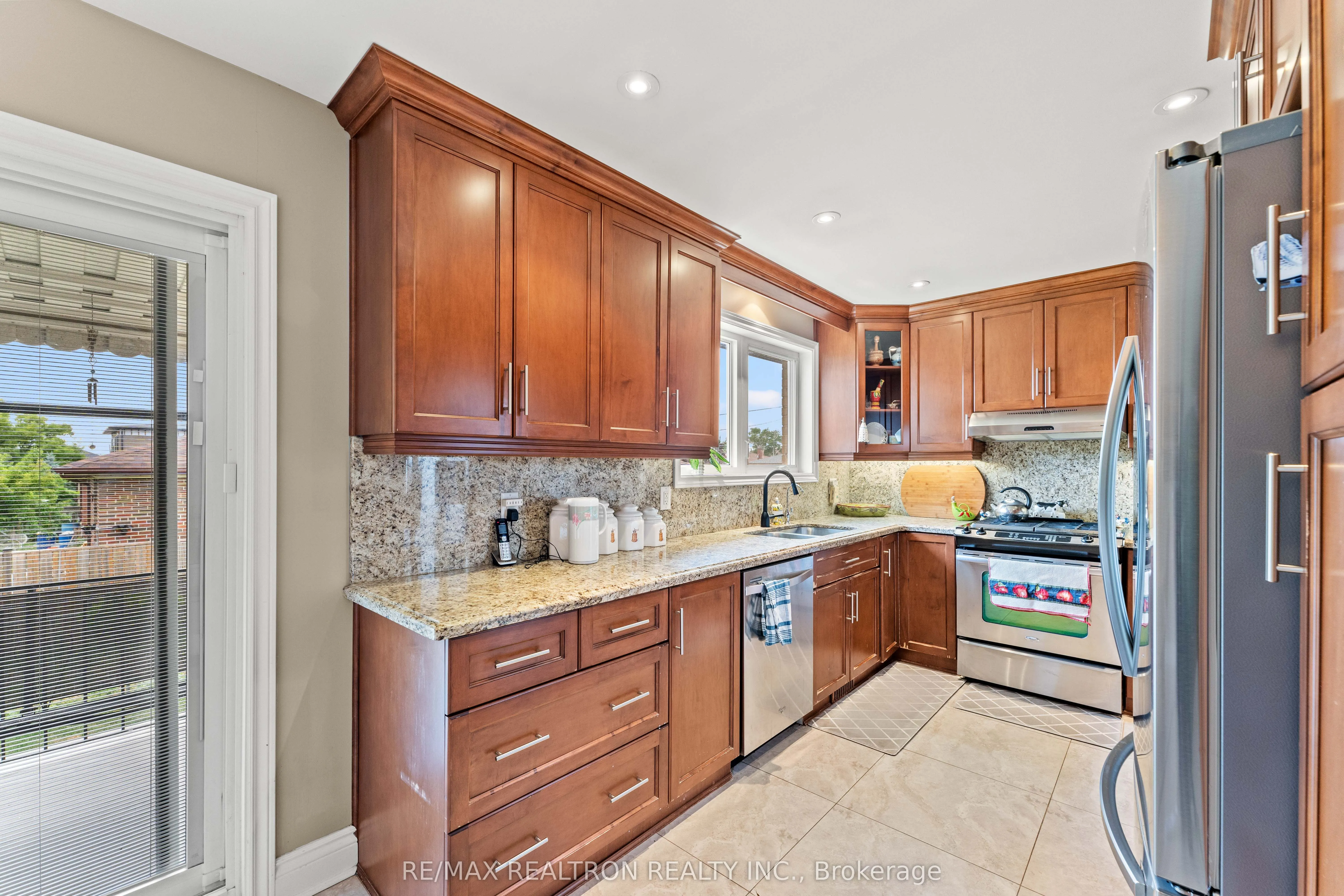 4 Peacham Crescent