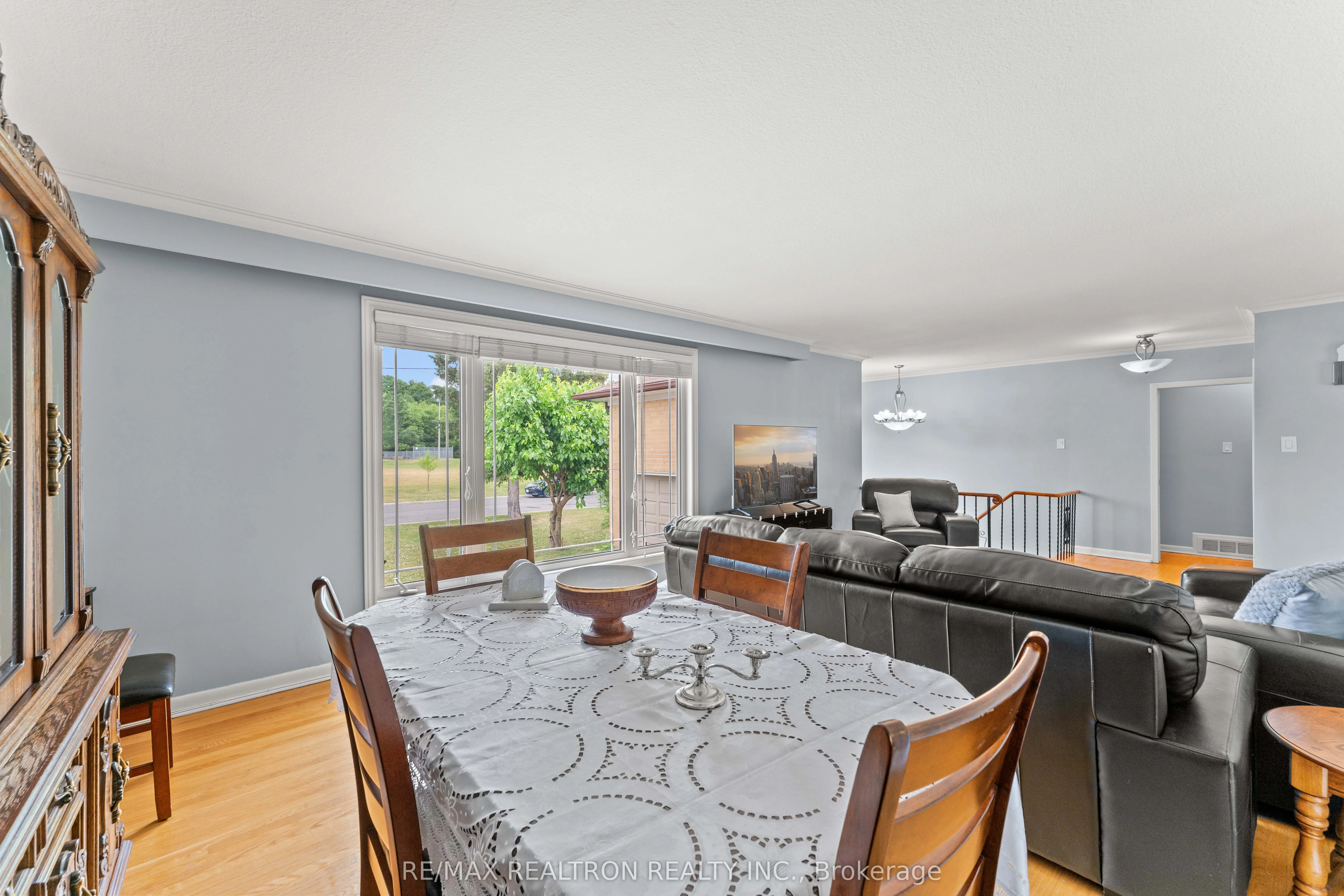4 Peacham Crescent