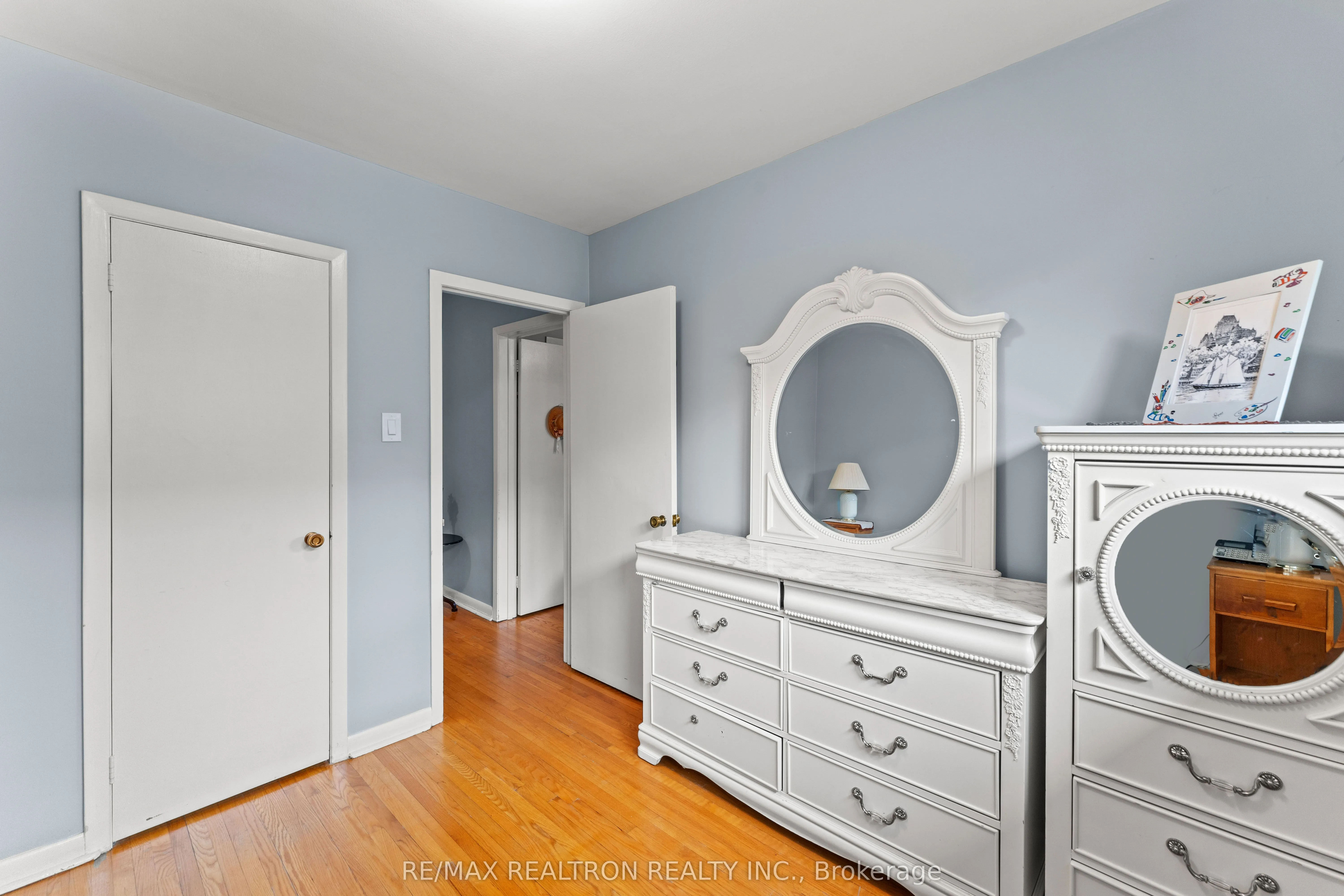 4 Peacham Crescent