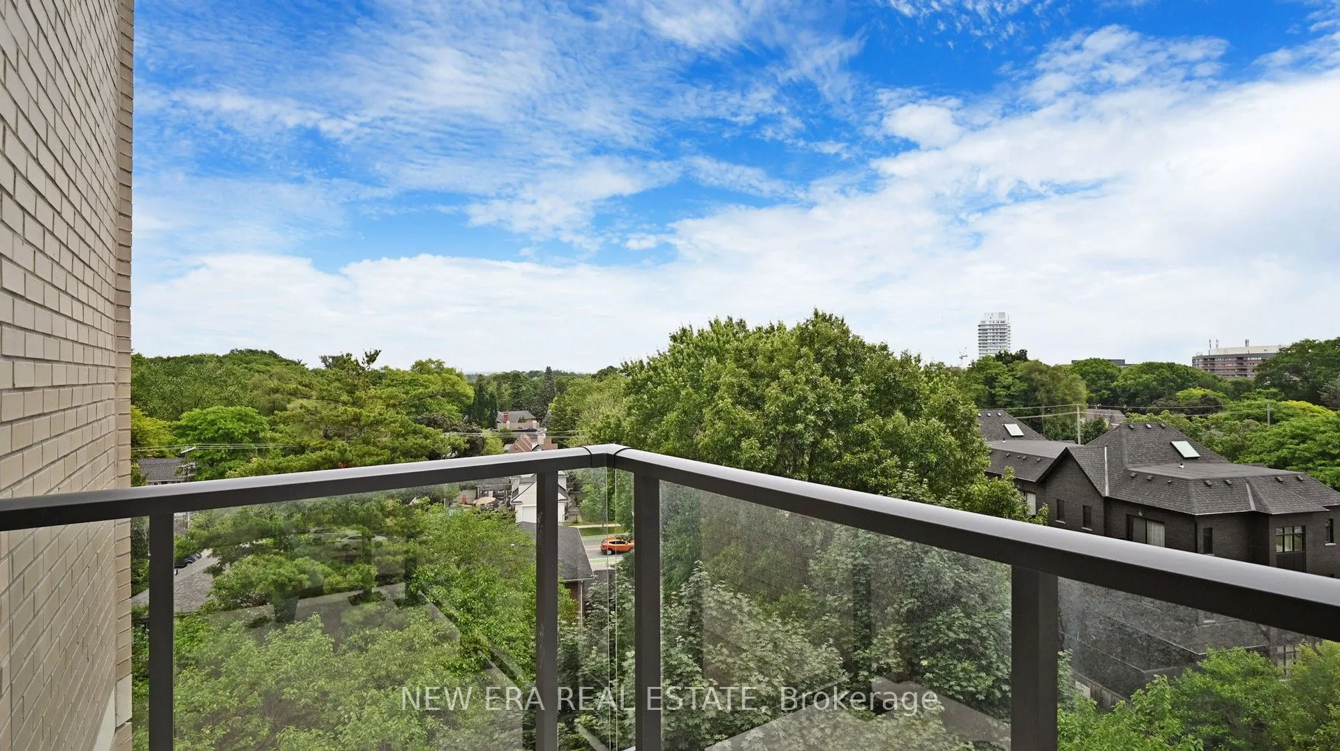293 The Kingsway, #610