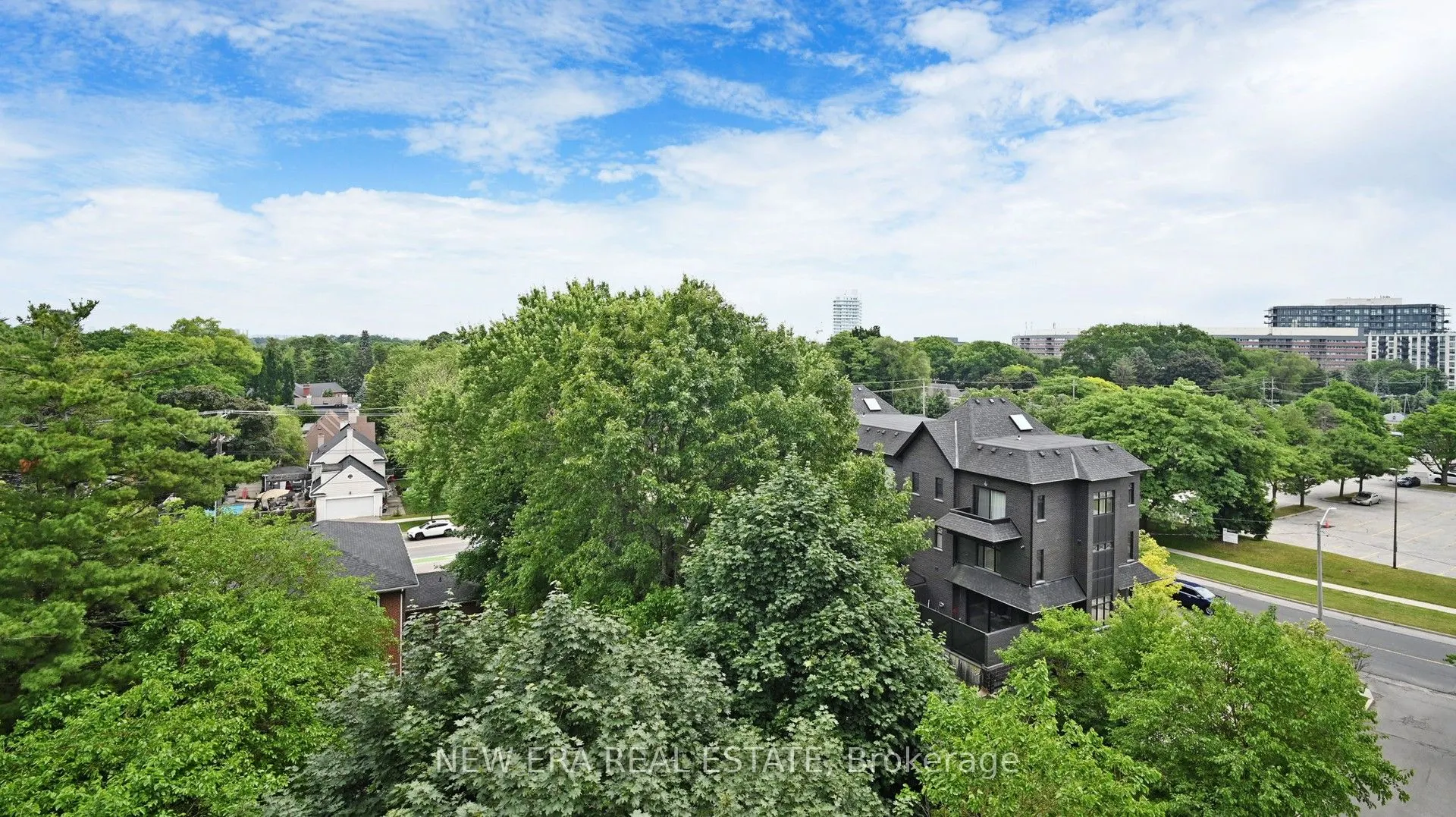293 The Kingsway, #610
