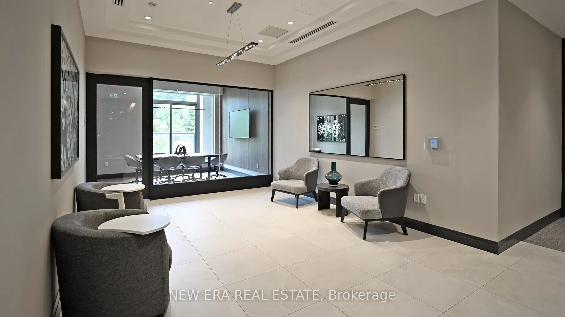 293 The Kingsway, #610