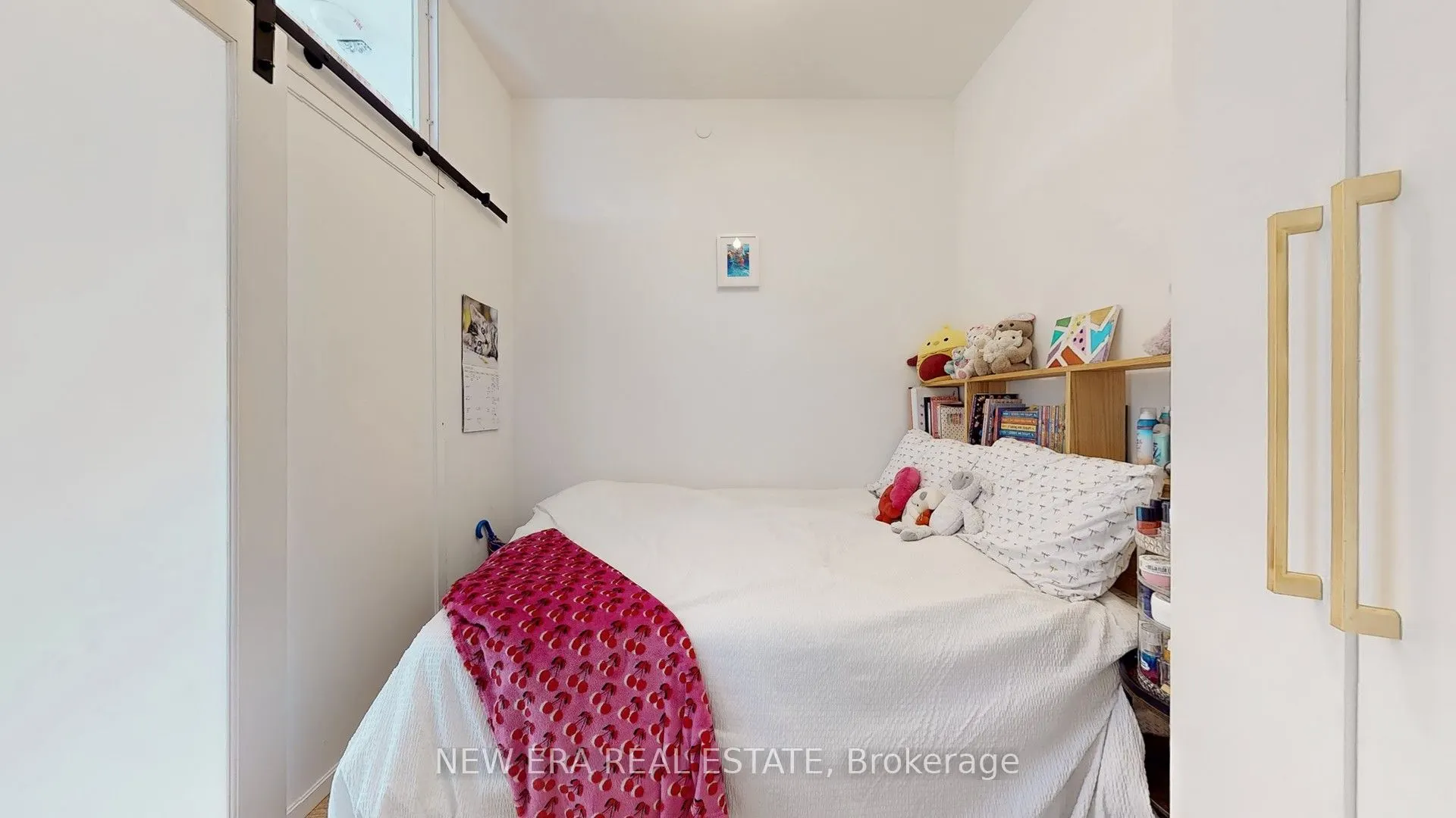 293 The Kingsway, #610