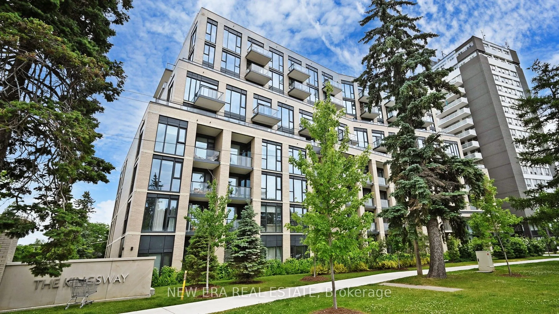 293 The Kingsway, #610
