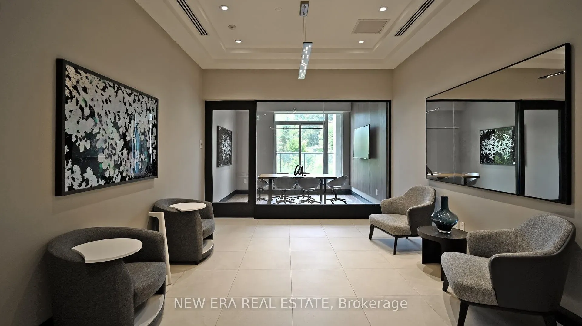 293 The Kingsway, #610