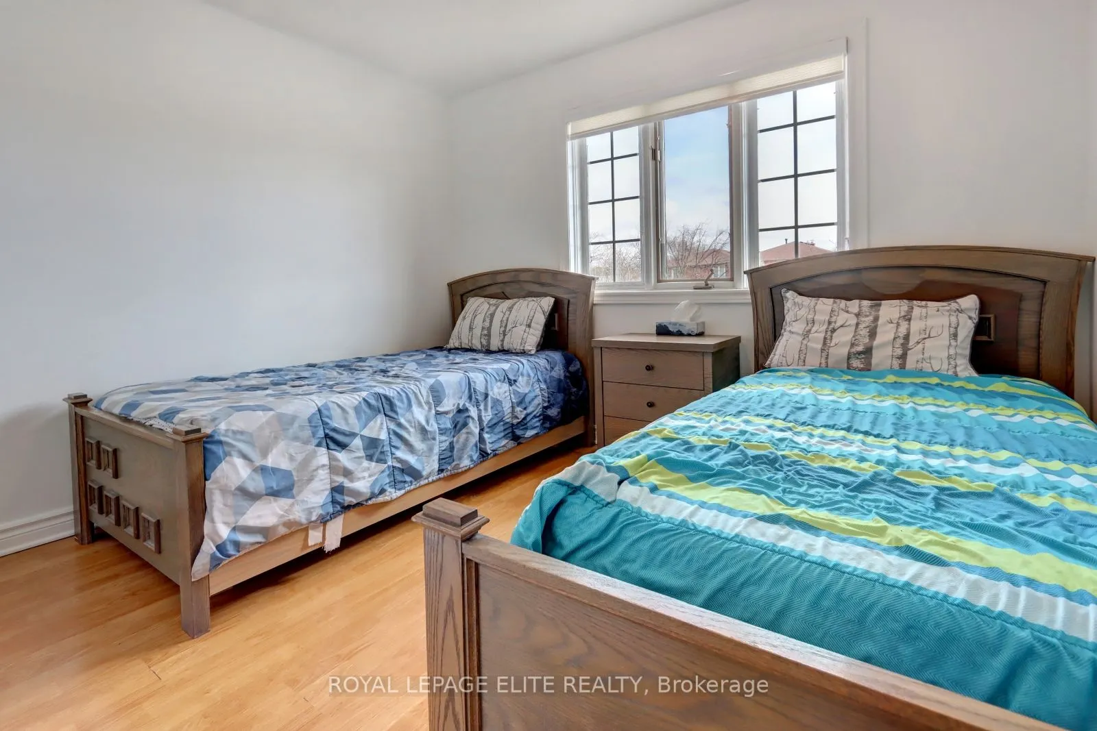 308 HILLSIDE Drive