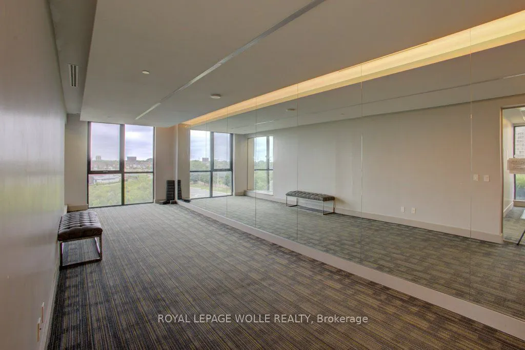 75 Eglinton Avenue W, #1601
