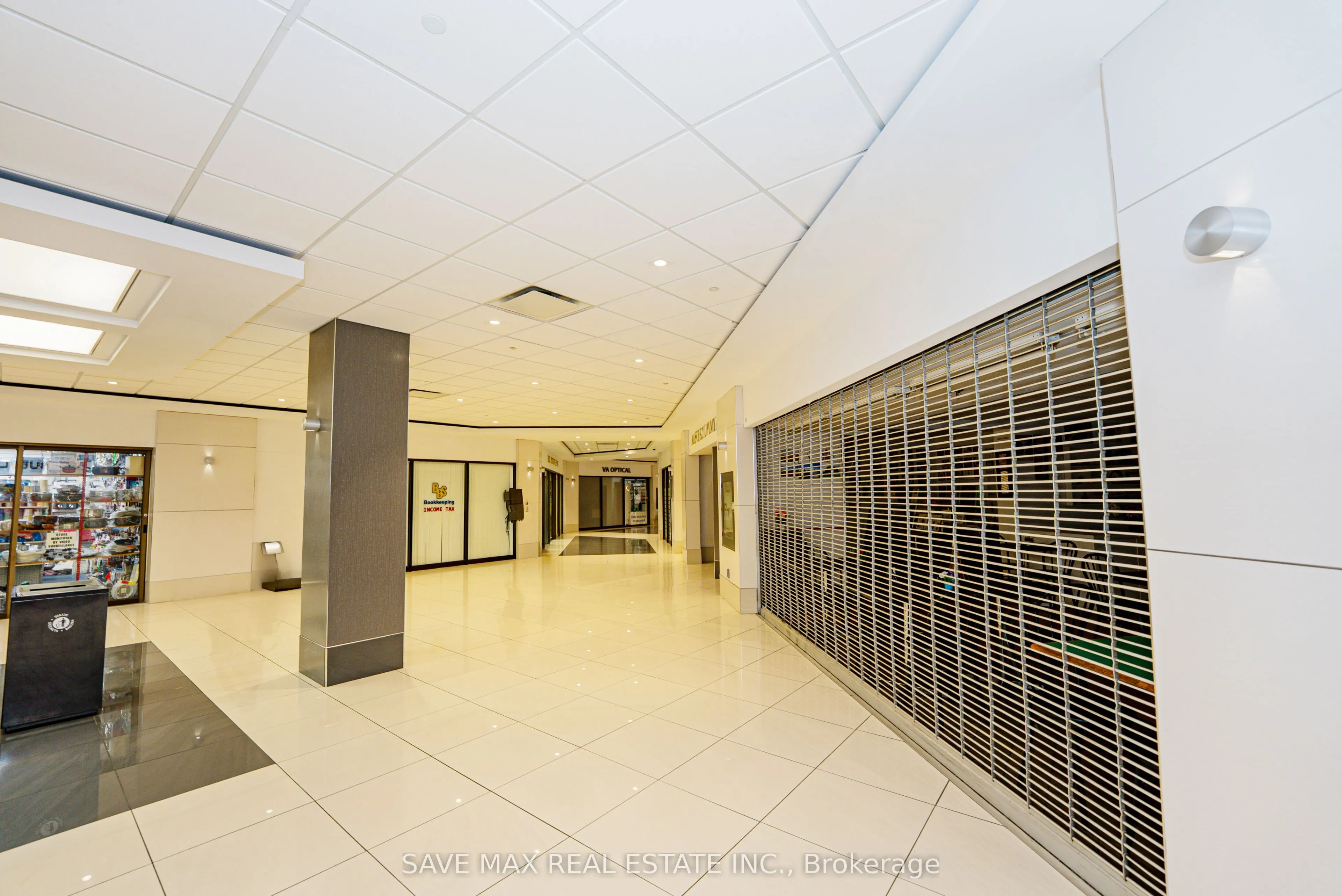 2340 Dundas Street W, #G15