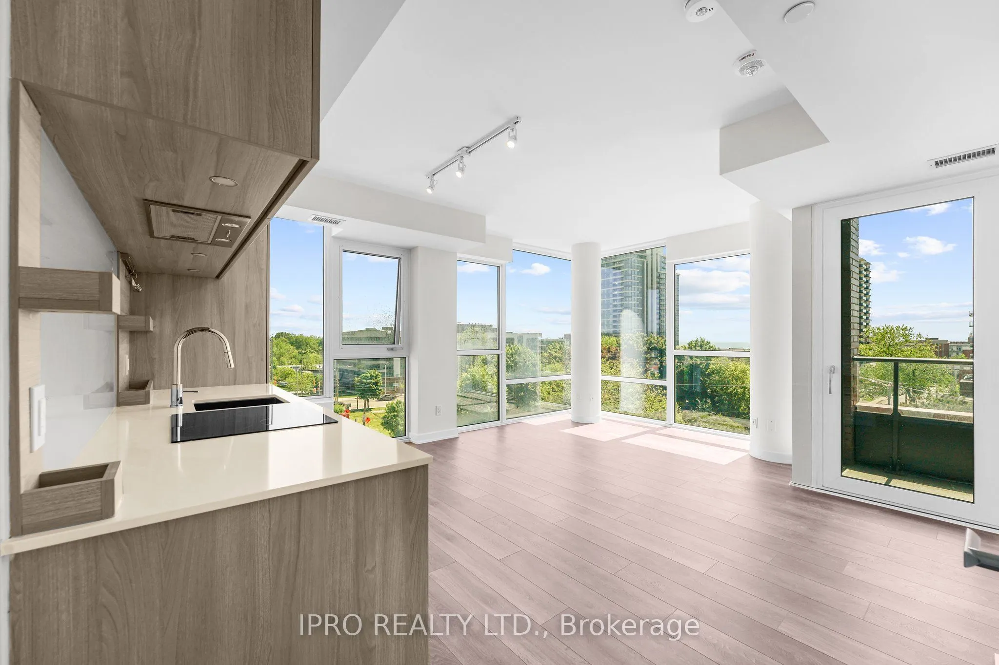 28 Ann Street, #508