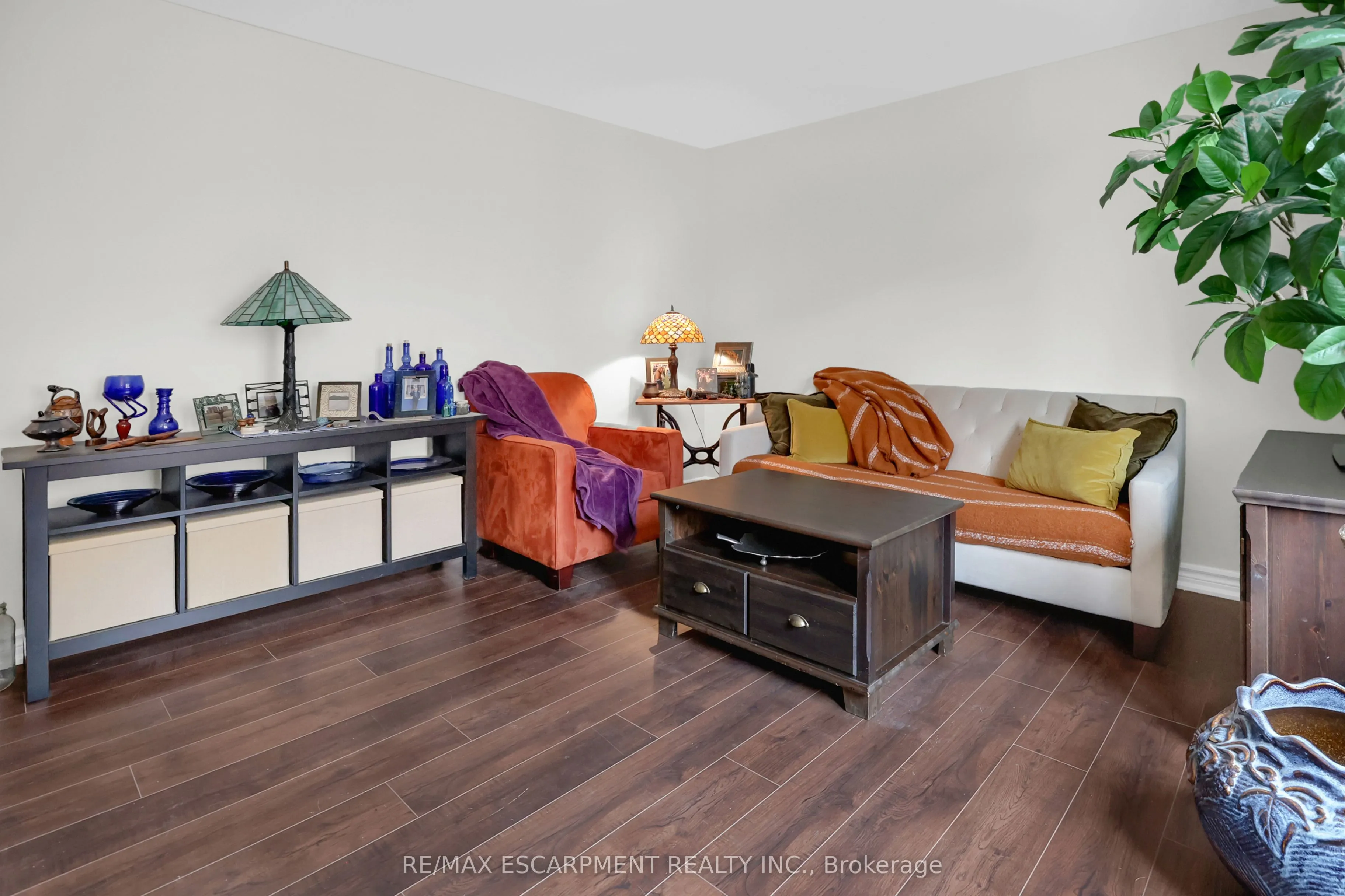 1347 Lakeshore Road, #37