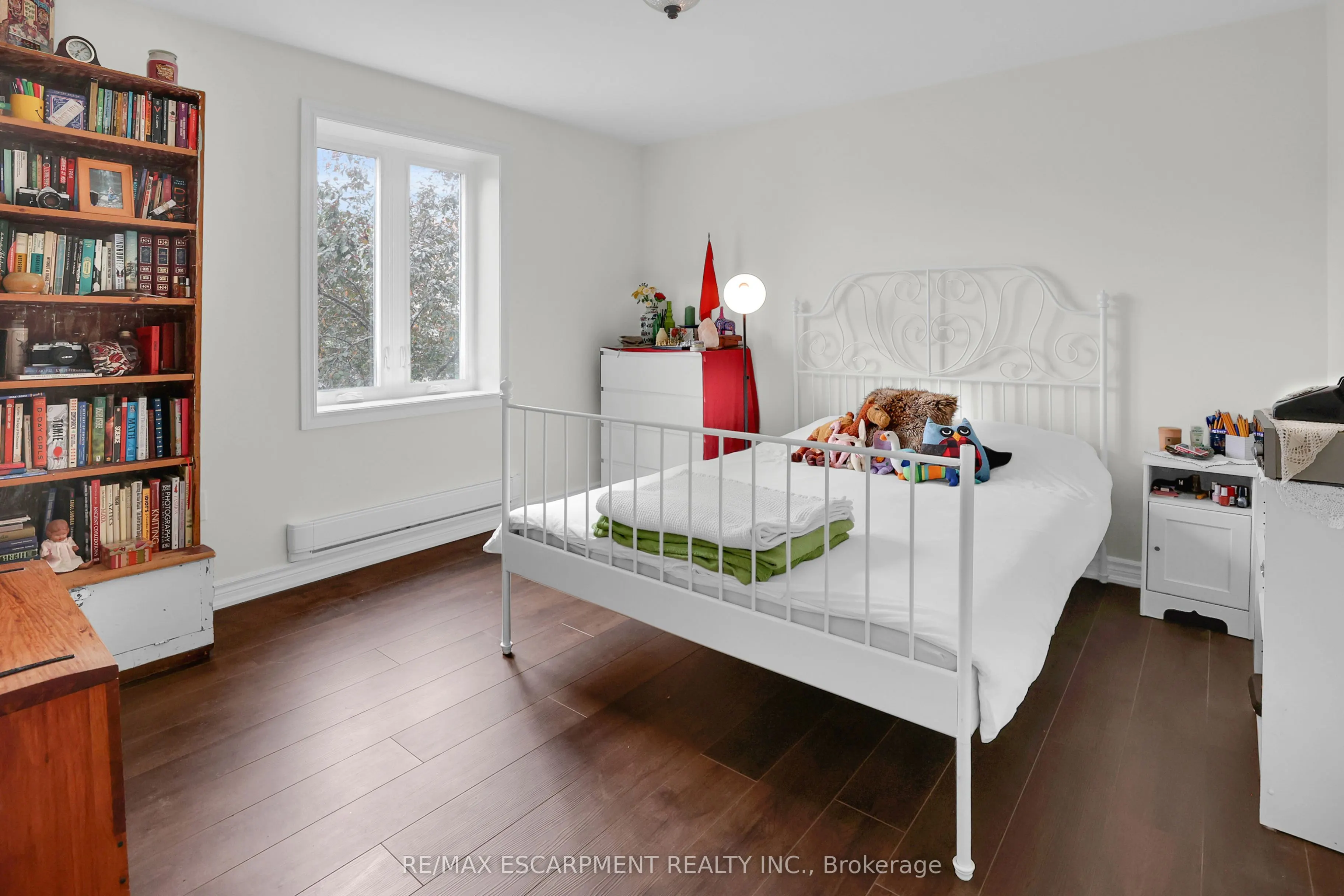 1347 Lakeshore Road, #37