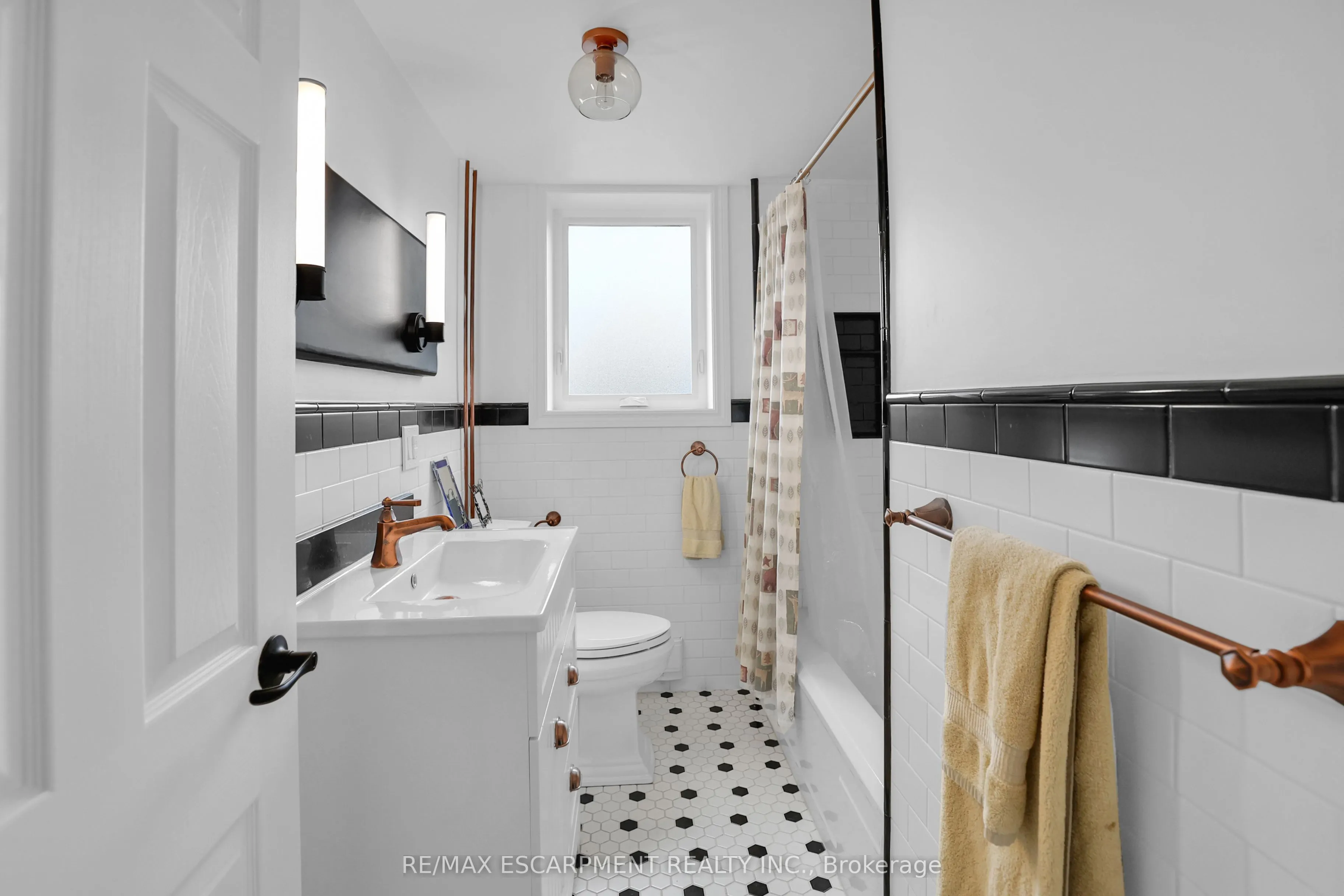 1347 Lakeshore Road, #37