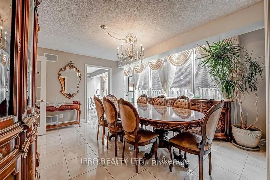 4326 Bridlepath Trail