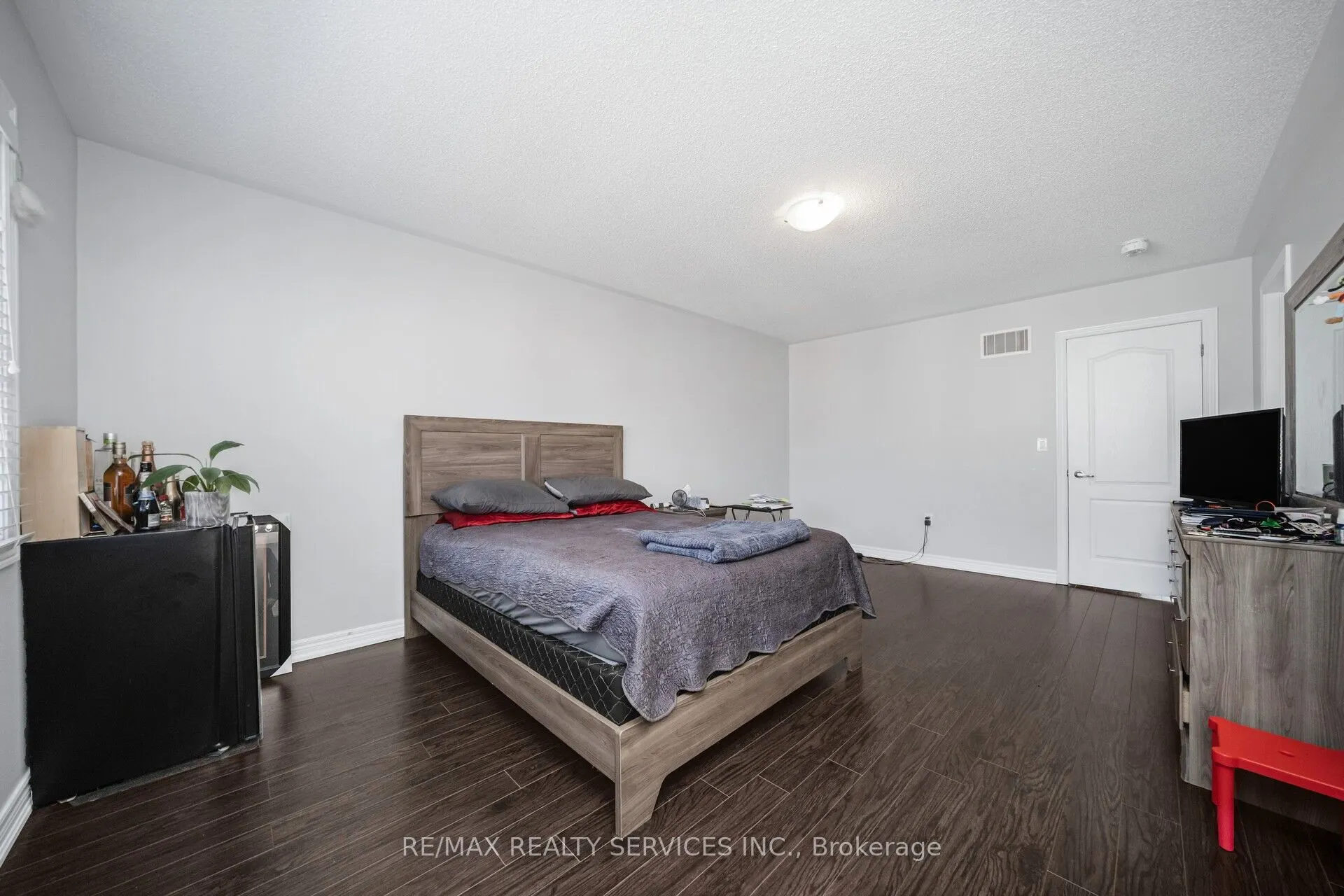 15 Ebury Drive