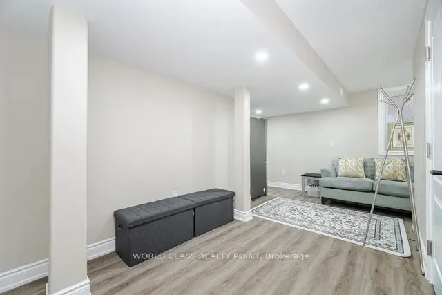 1215 Elderberry Crescent