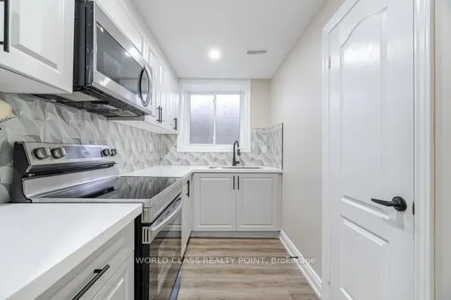 1215 Elderberry Crescent