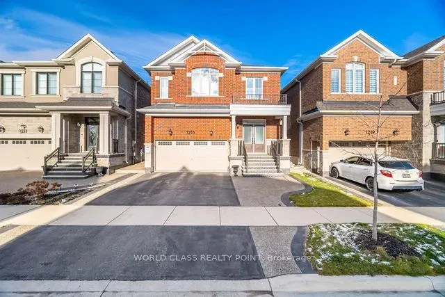 1215 Elderberry Crescent
