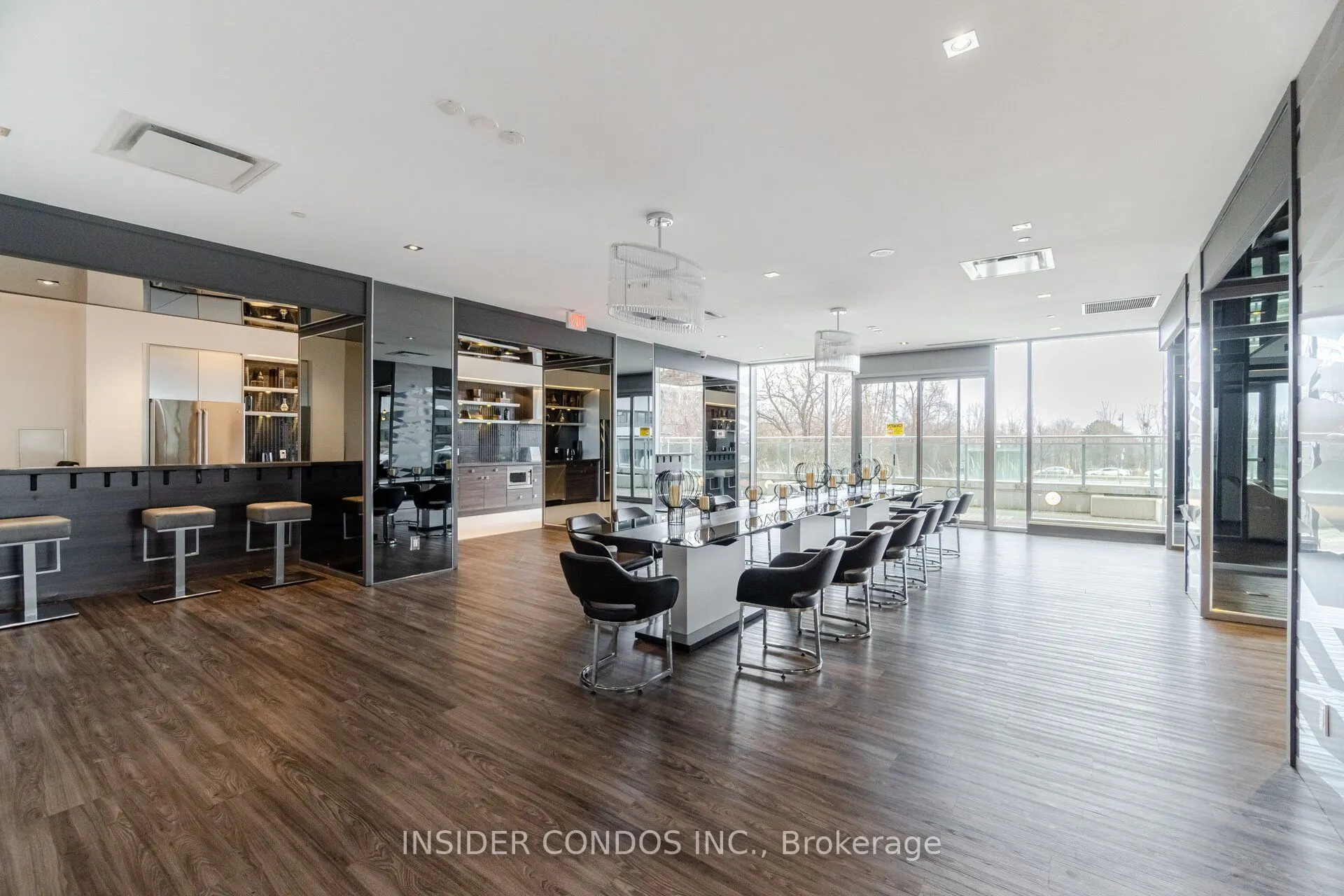 33 Shore Breeze Drive, #1307