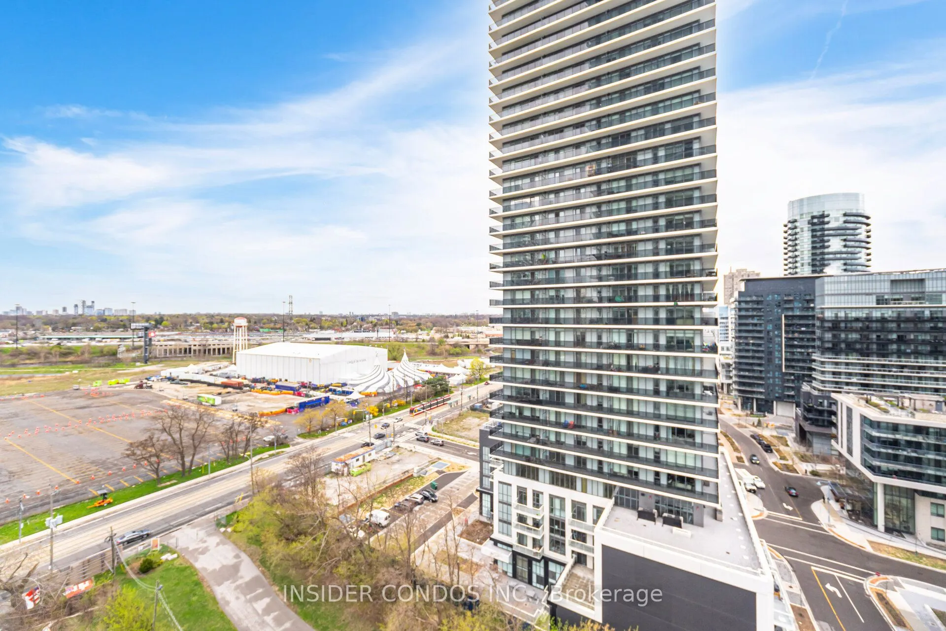 33 Shore Breeze Drive, #1307