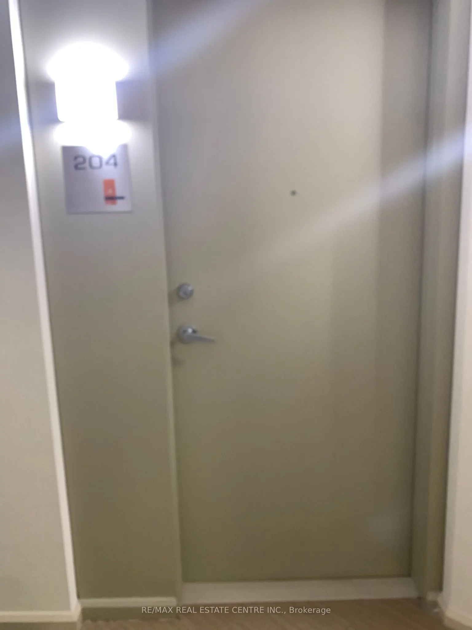 220 Burnhamthorpe Road W, #204